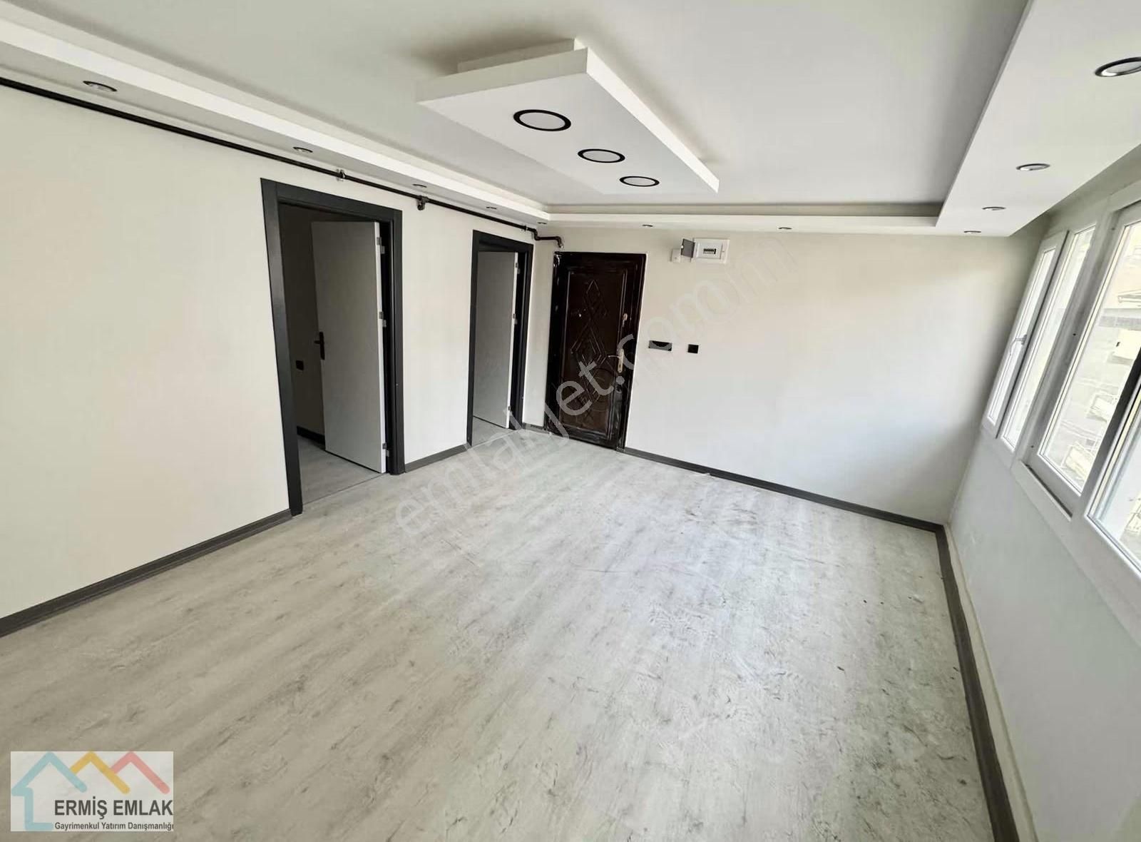 Optimuma Yakın Satılık 2+0 Tadilatlı Daire - Görsel 6