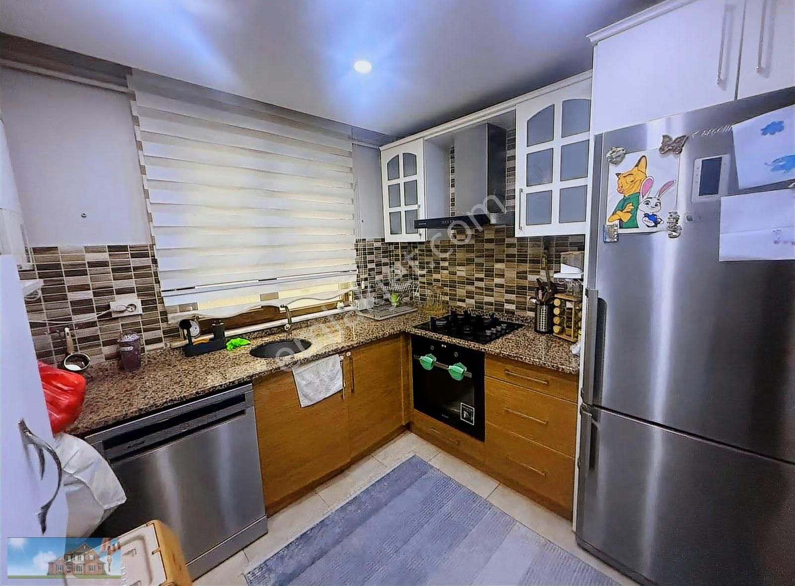 Barış'tan Metrobüse Ve Marmaraya Yürüme Mesafesinde Lüks 2+1 - Görsel 5