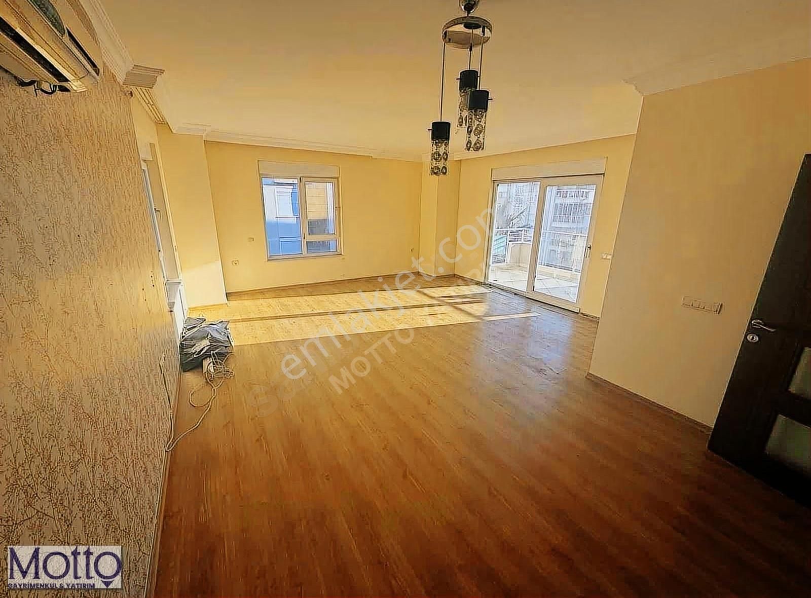 Özpınarlar Selenyum'da Fırsatt Arakat Geniş 3+1 Satılık Daire - Görsel 9