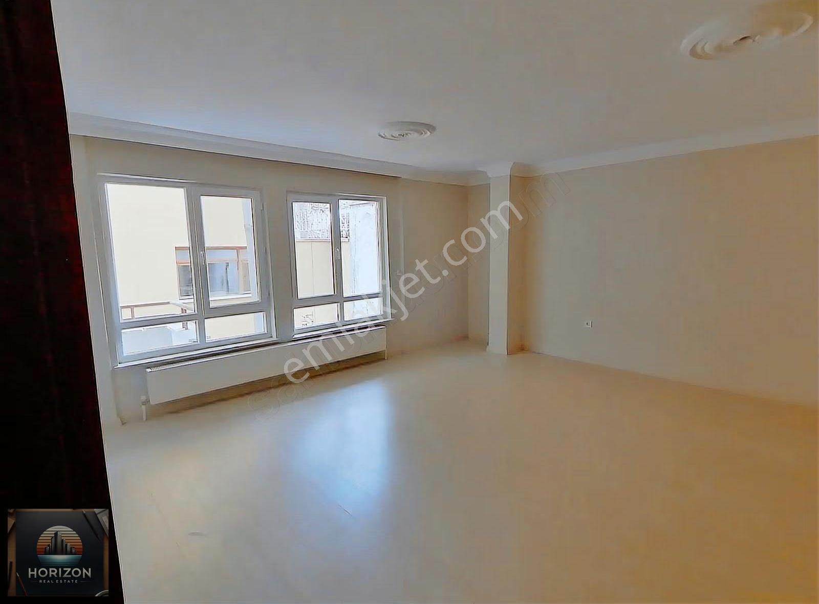 Öveçler Ofisler Bölgesinde Yapılı 135 M² 3+1 Otoparklı Satılık