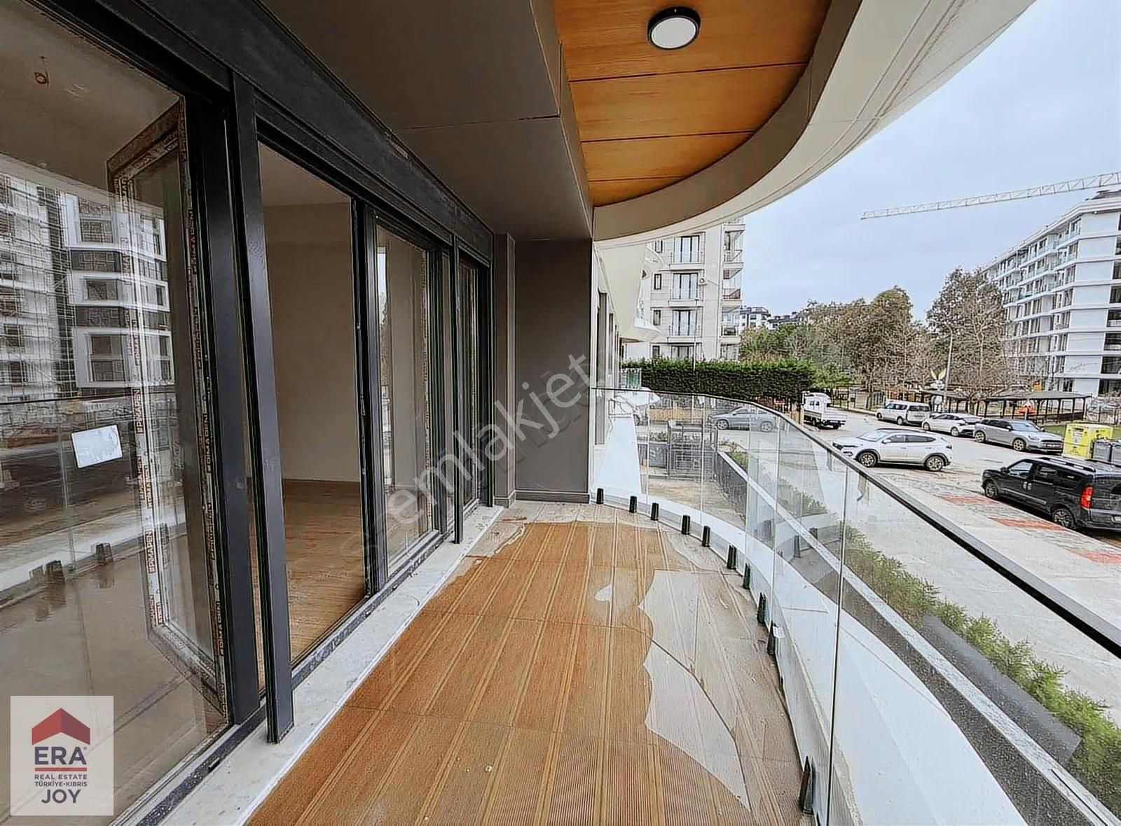 Tuzla 360 Marine Büyük Tip Kiralık 3+1 Daire - Görsel 4