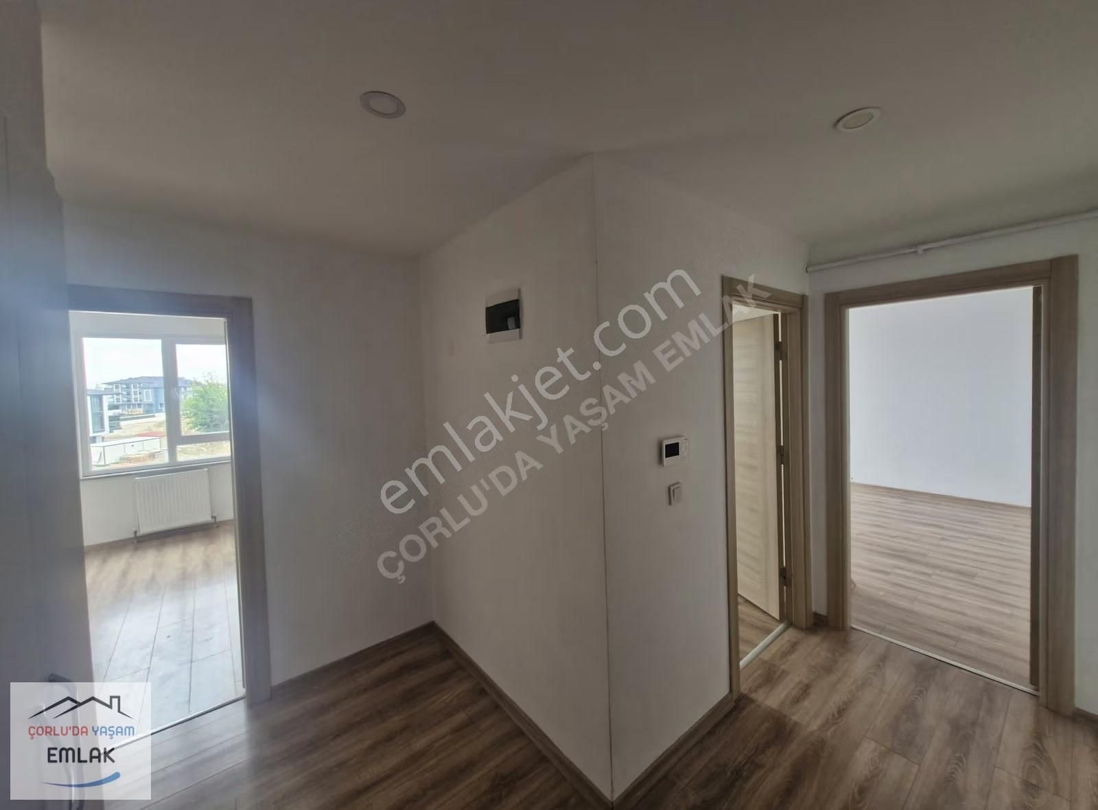 Rumelide Butik Sitede Kiralık 2+1 Daire - Görsel 15