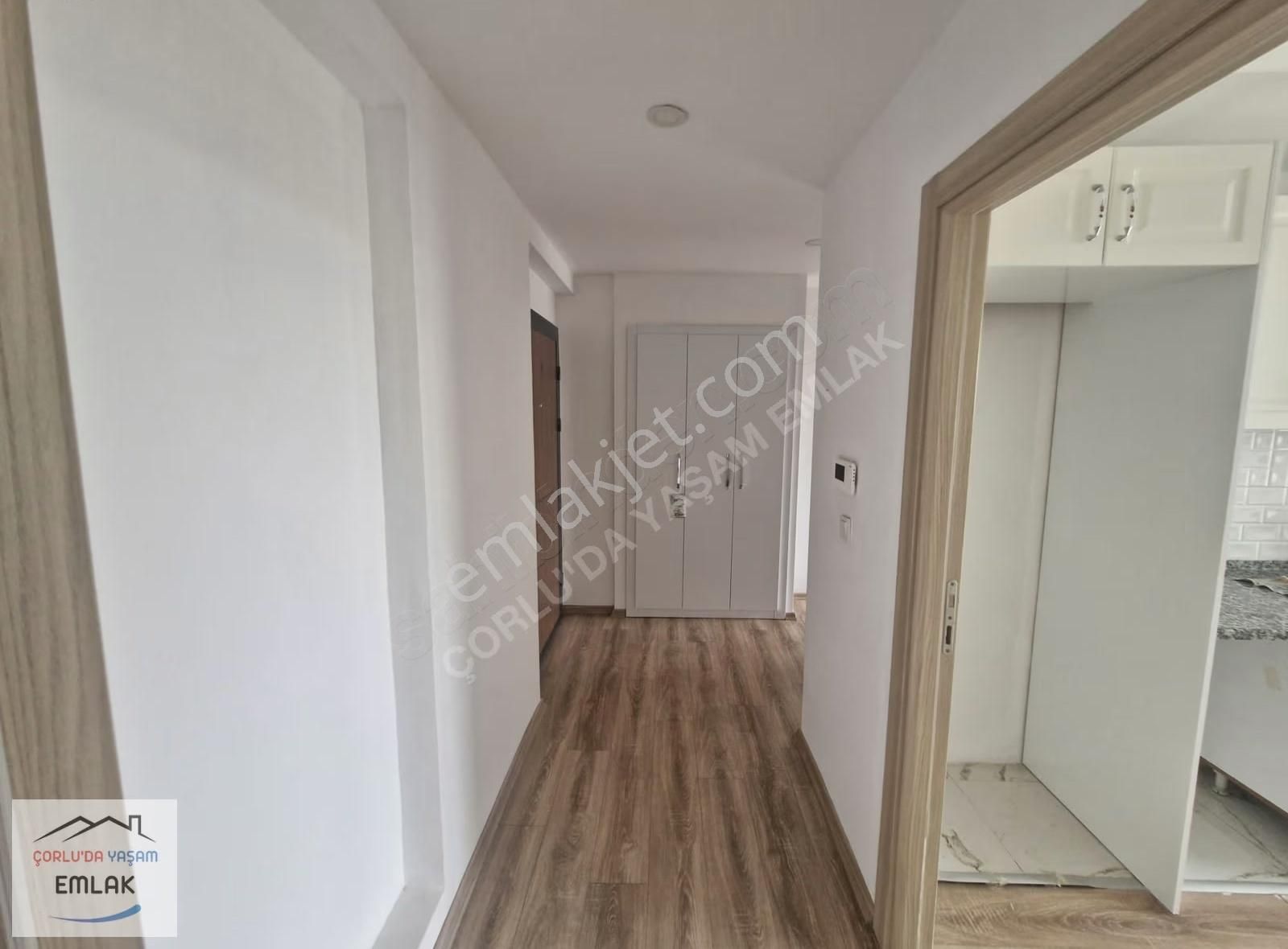 Rumelide Butik Sitede Kiralık 2+1 Daire - Görsel 22
