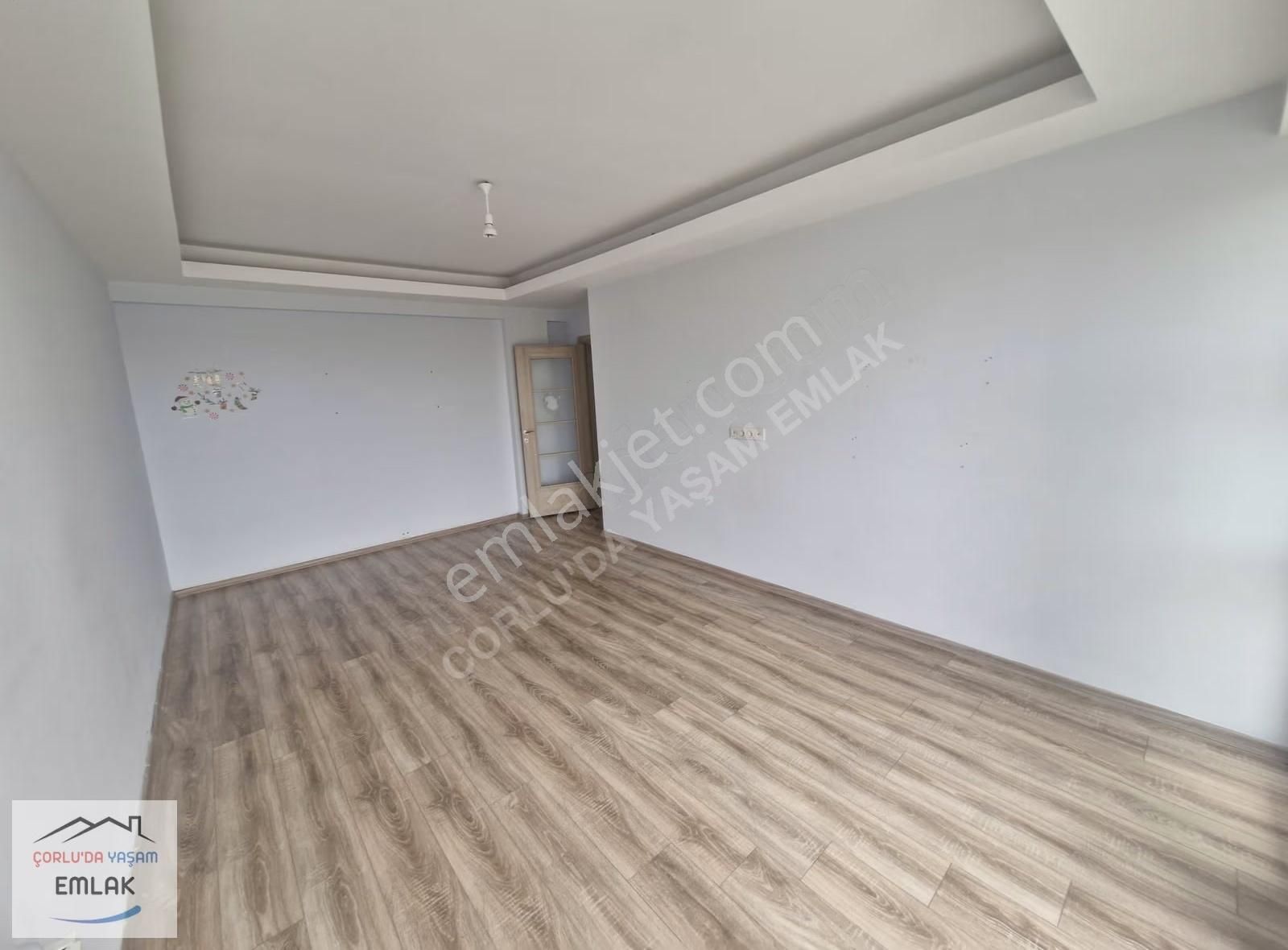 Rumelide Butik Sitede Kiralık 2+1 Daire - Görsel 4