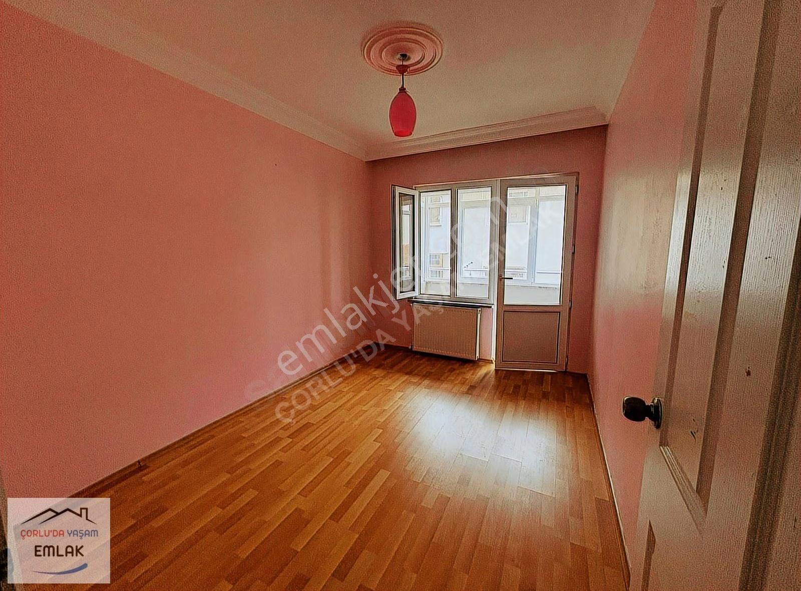 Reşadiye Mah. 2+1 Ara Kat Satılık Daire - Görsel 11
