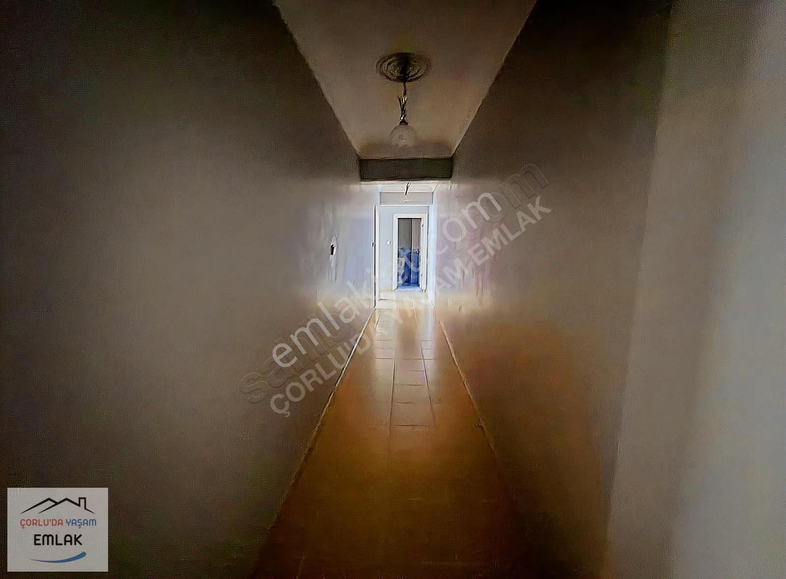 Reşadiye Mah. 2+1 Ara Kat Satılık Daire - Görsel 4