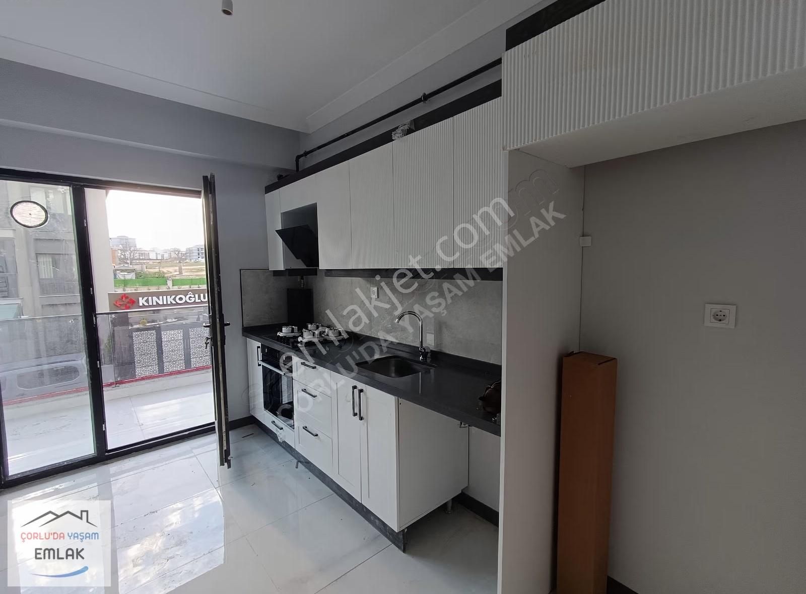 Hürriyet Mahallesinde Site İçerisinde Satılık Sıfır 2+1 Daire - Görsel 11