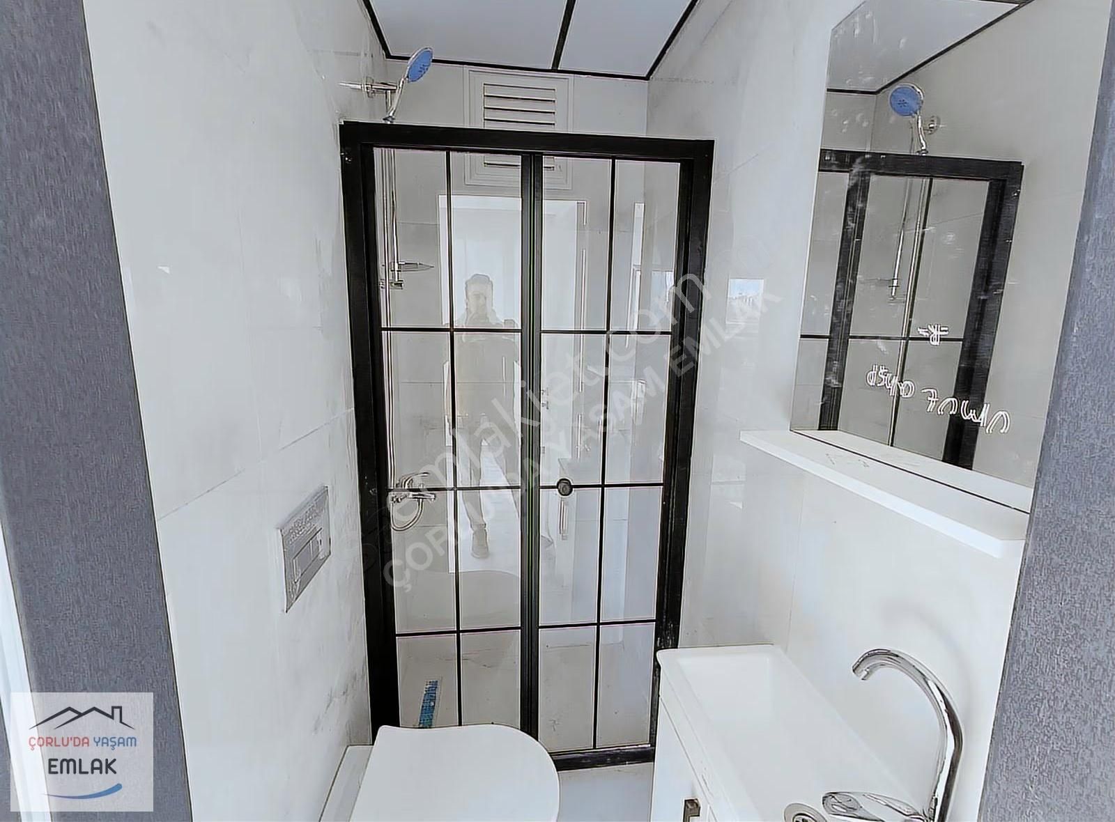 Hürriyet Mahallesinde Site İçerisinde Satılık Sıfır 2+1 Daire - Görsel 3