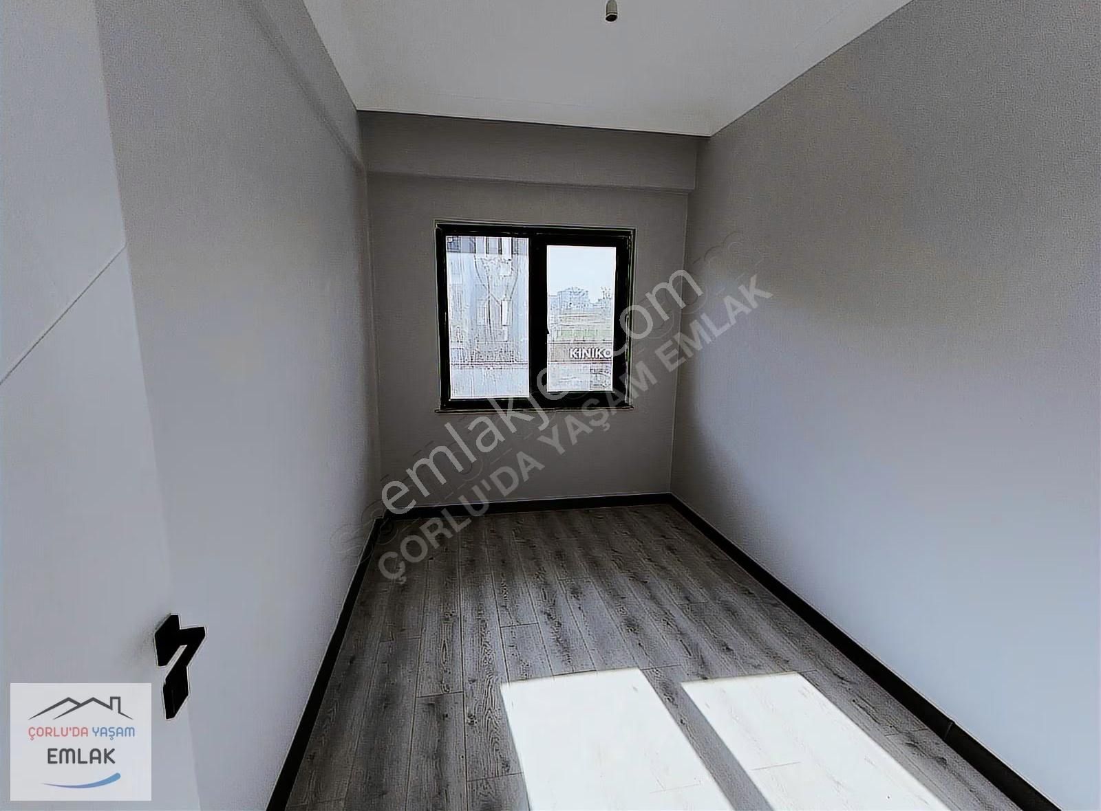 Hürriyet Mahallesinde Site İçerisinde Satılık Sıfır 2+1 Daire - Görsel 16