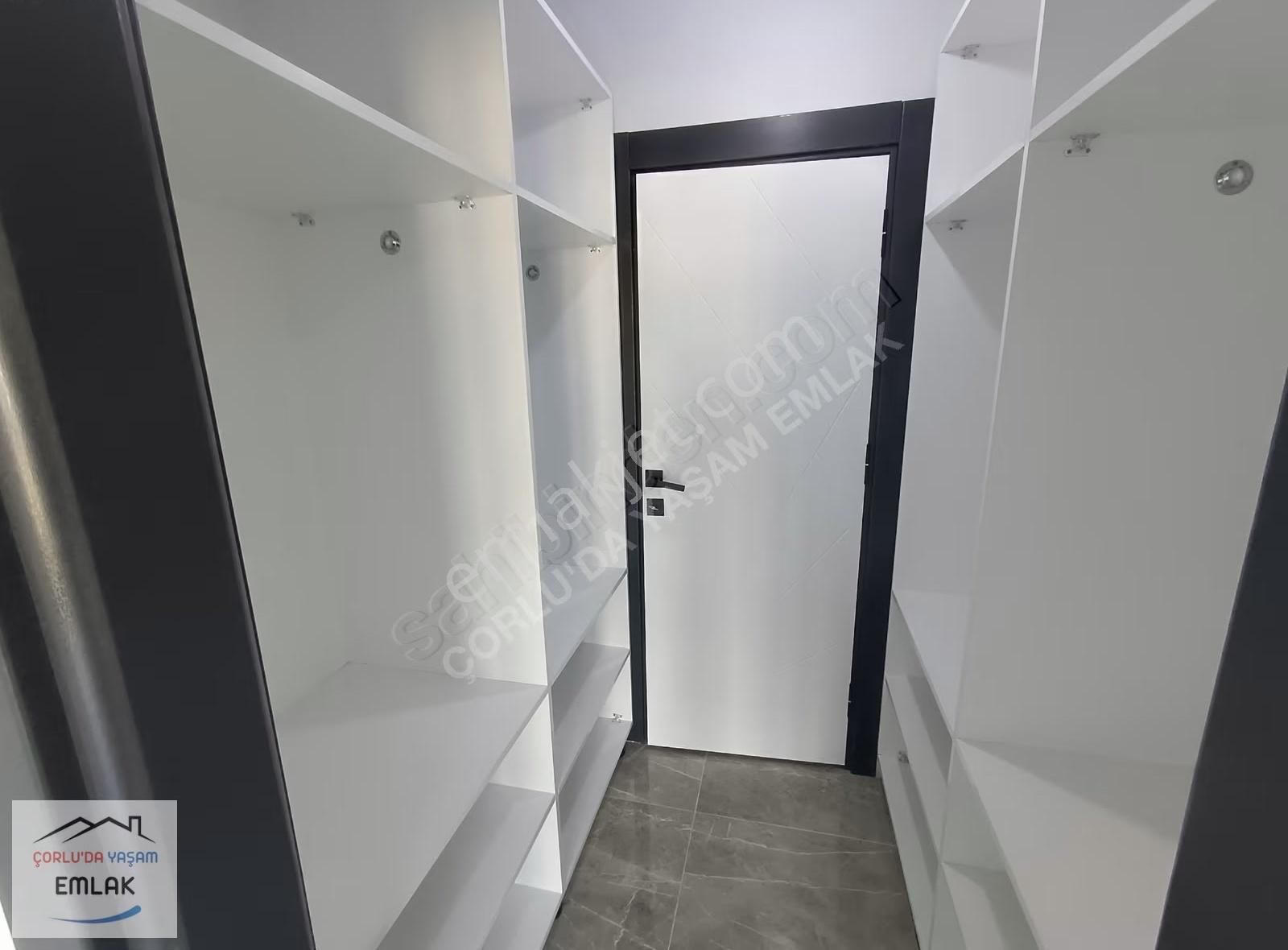Hatiplerde Site İçerisinde ,güvenlikli Satılık Lüks 3+1 Daire - Görsel 13