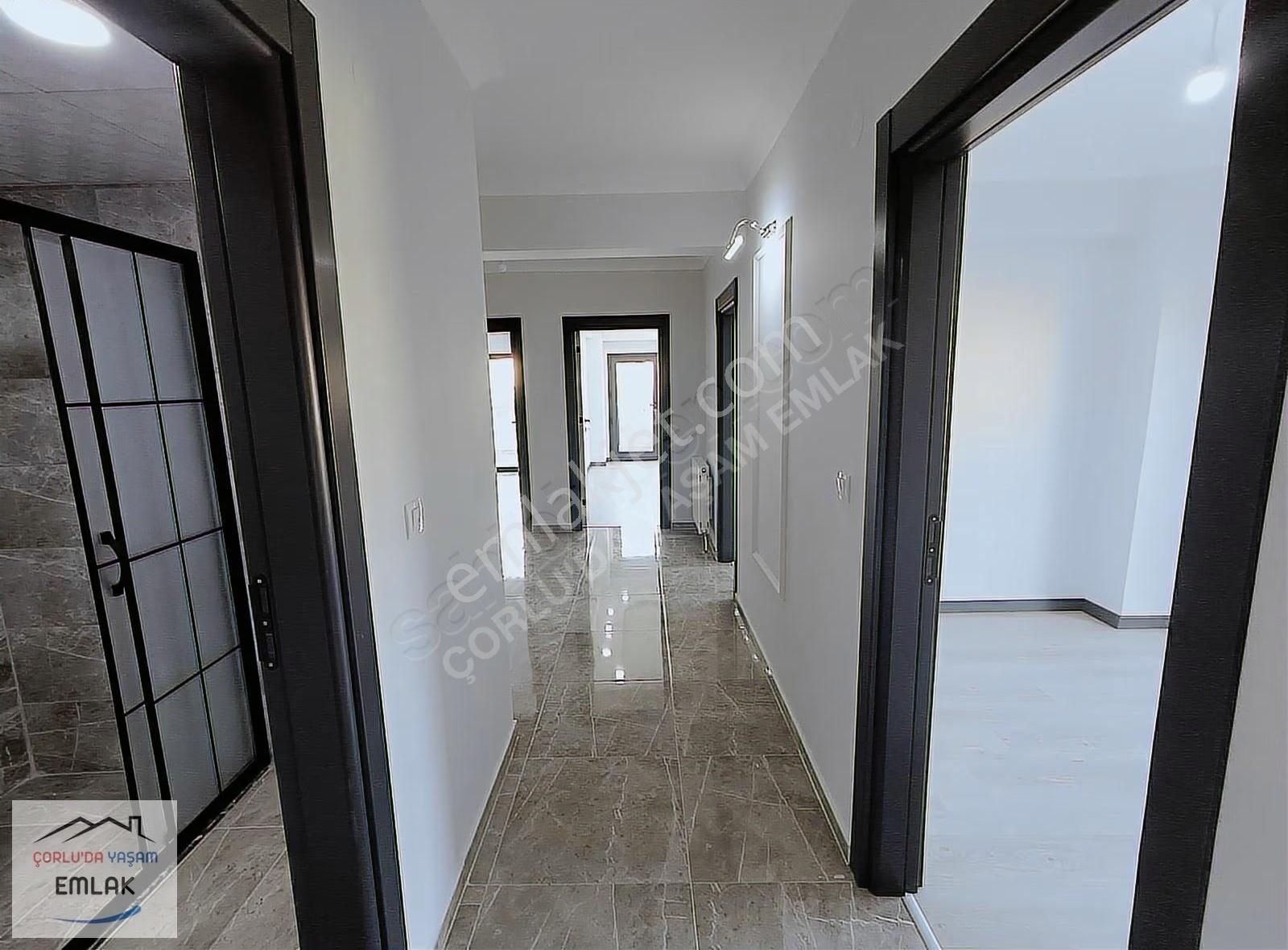 Hatiplerde Site İçerisinde ,güvenlikli Satılık Lüks 3+1 Daire - Görsel 18