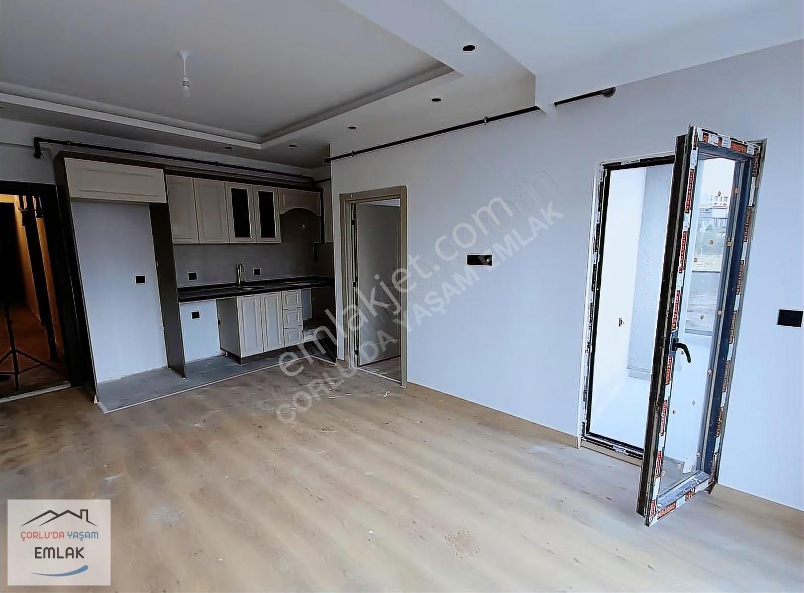 Çerkezköy Tepe Bölgesinde Site İçerisinde Satılık 1+1 Daire - Görsel 12