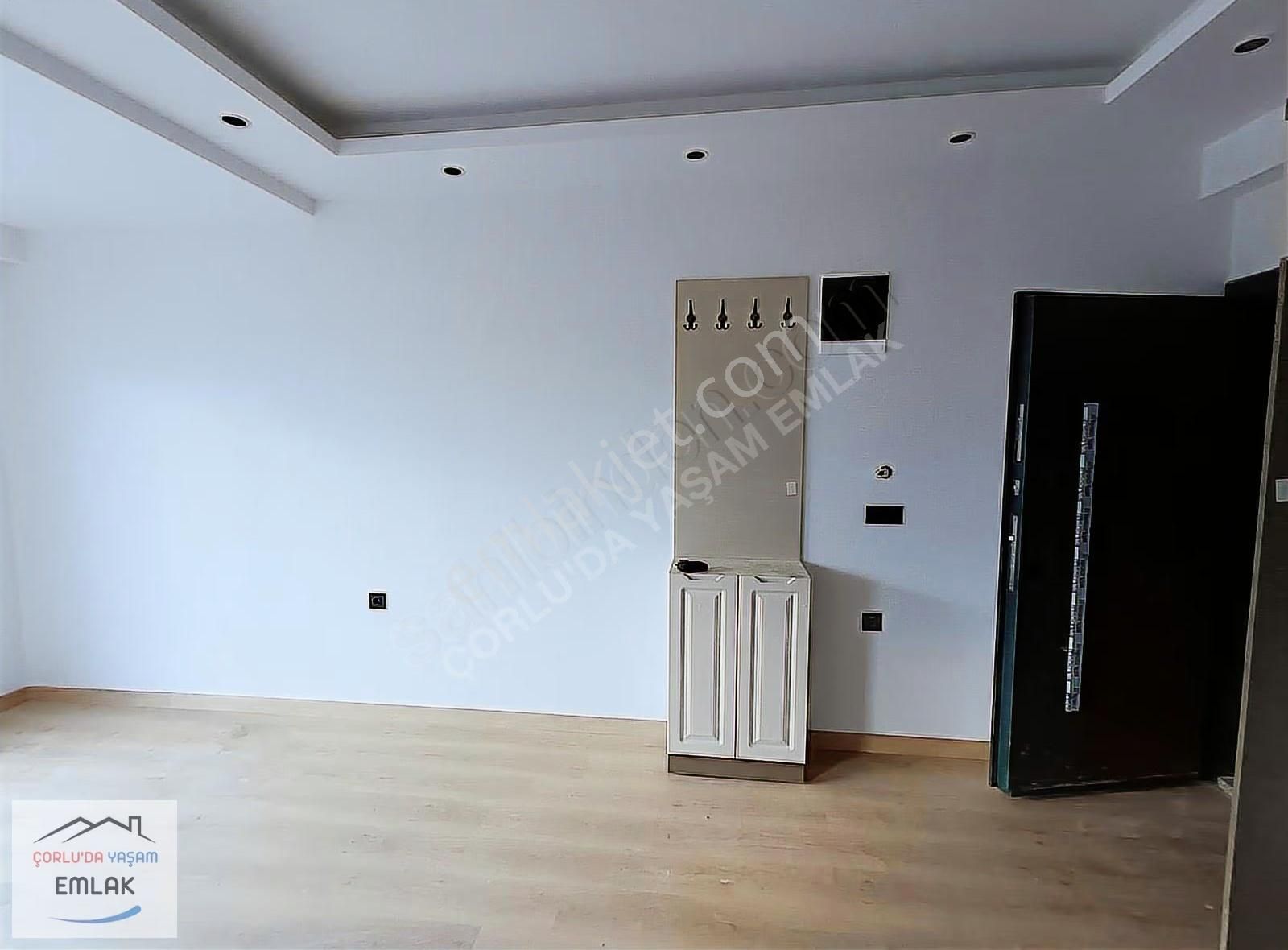 Çerkezköy Tepe Bölgesinde Site İçerisinde Satılık 1+1 Daire - Görsel 6