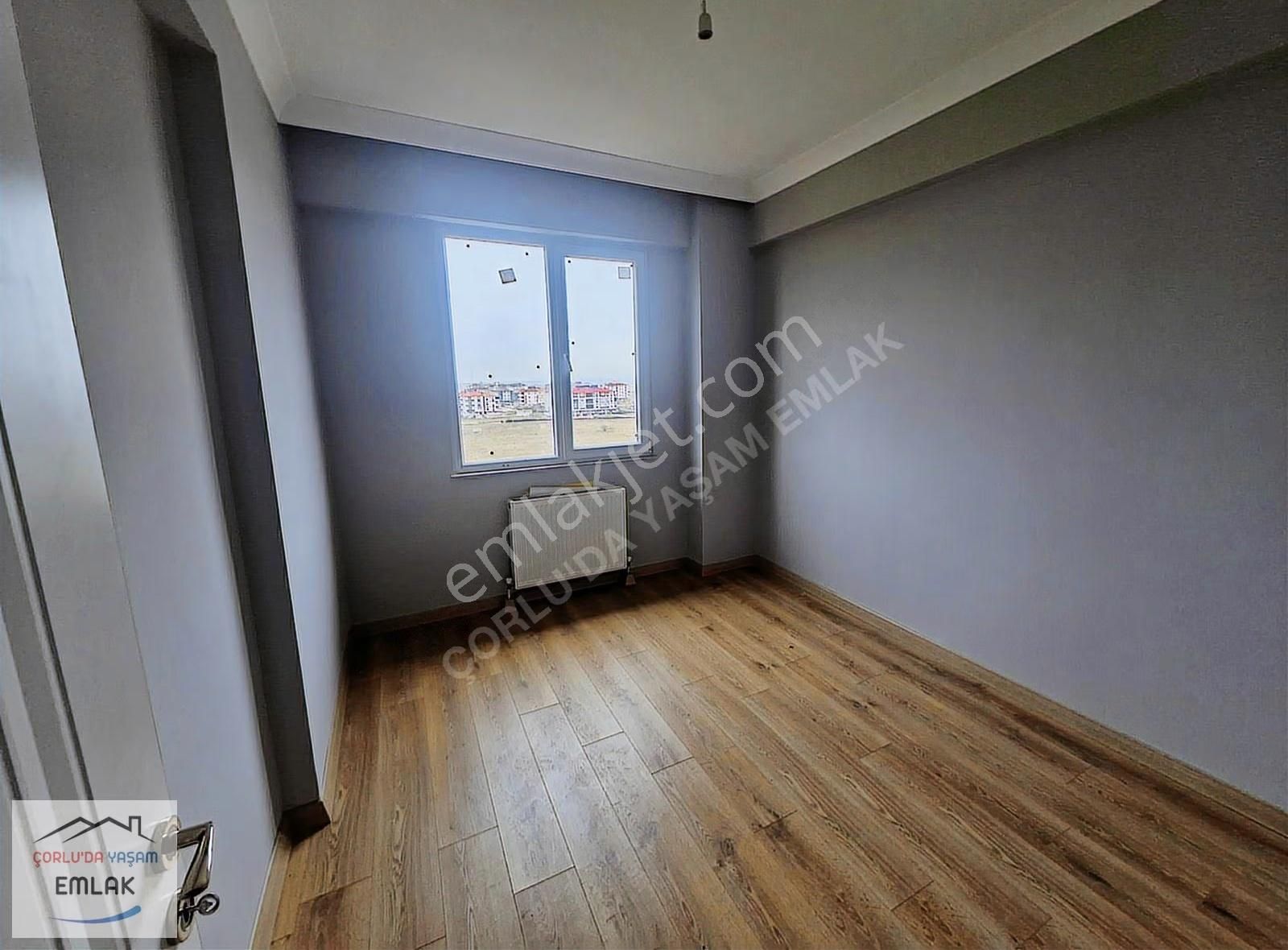 Koza Rezidansta Havuzlu Sitede Satılık Klimalı 1+1 Daire - Görsel 6