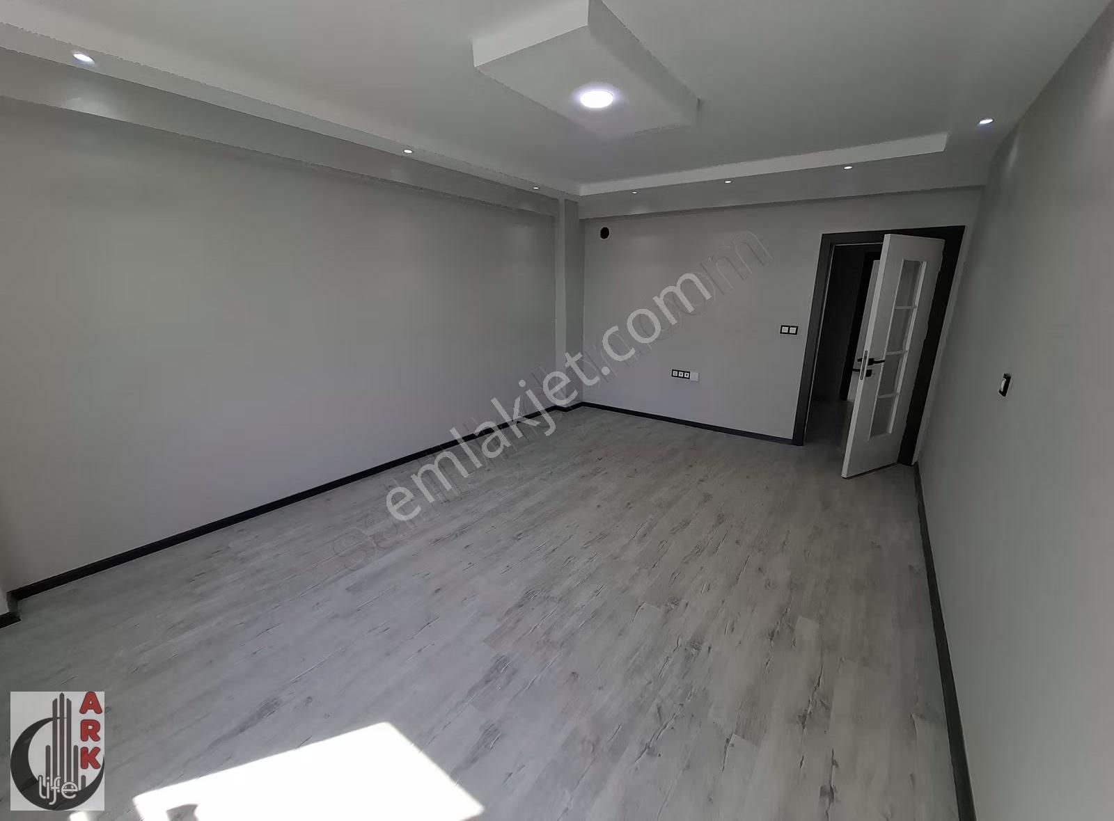 Ark Life'dan 71 Evler Mah Ertaş Caddesi Yakını 100m² 2+1 Daire - Görsel 11