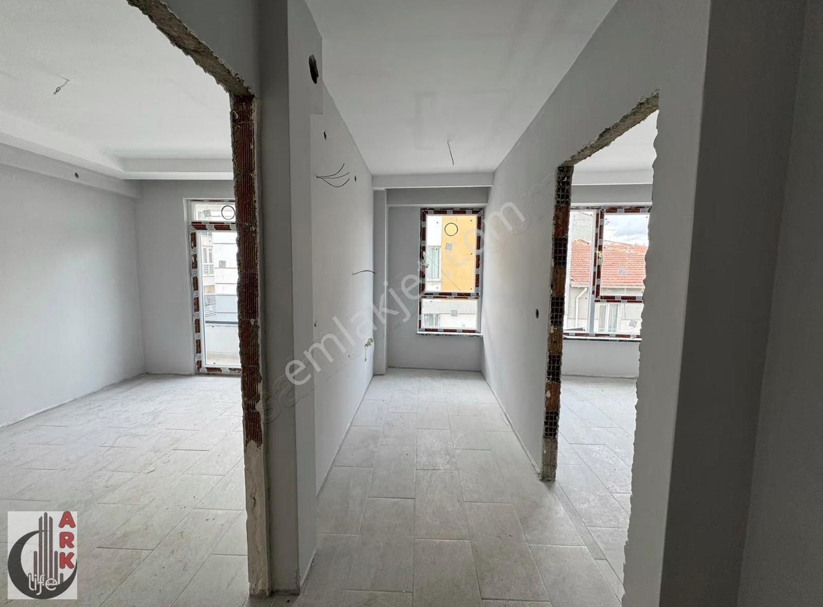 Ark Life'dan 71 Evler Mah.kafkas Caddesi Yakını 50m² 2+0 Daire