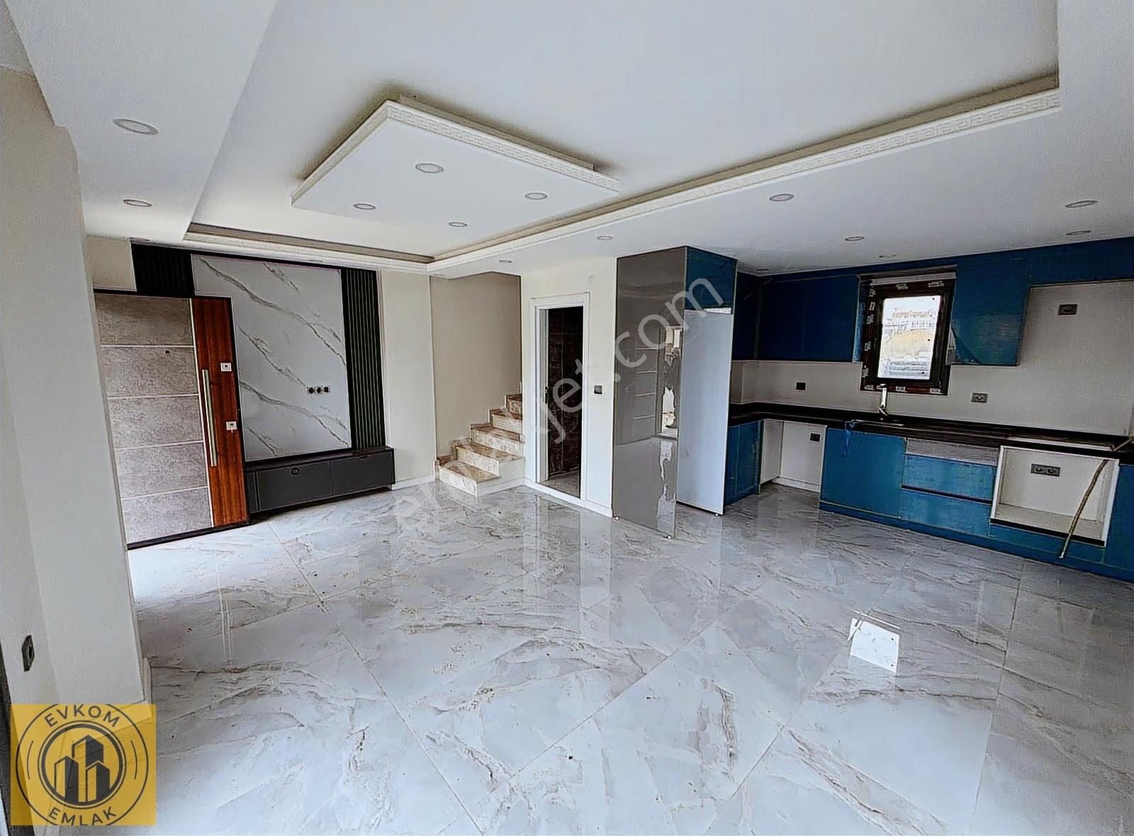 Evkom'dan Deniz Manzaralı Müstakil Lüks Villa 4+1 - Görsel 9