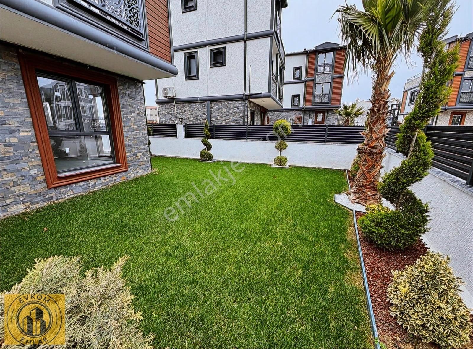 Evkom'dan Deniz Manzaralı Müstakil Lüks Villa 4+1