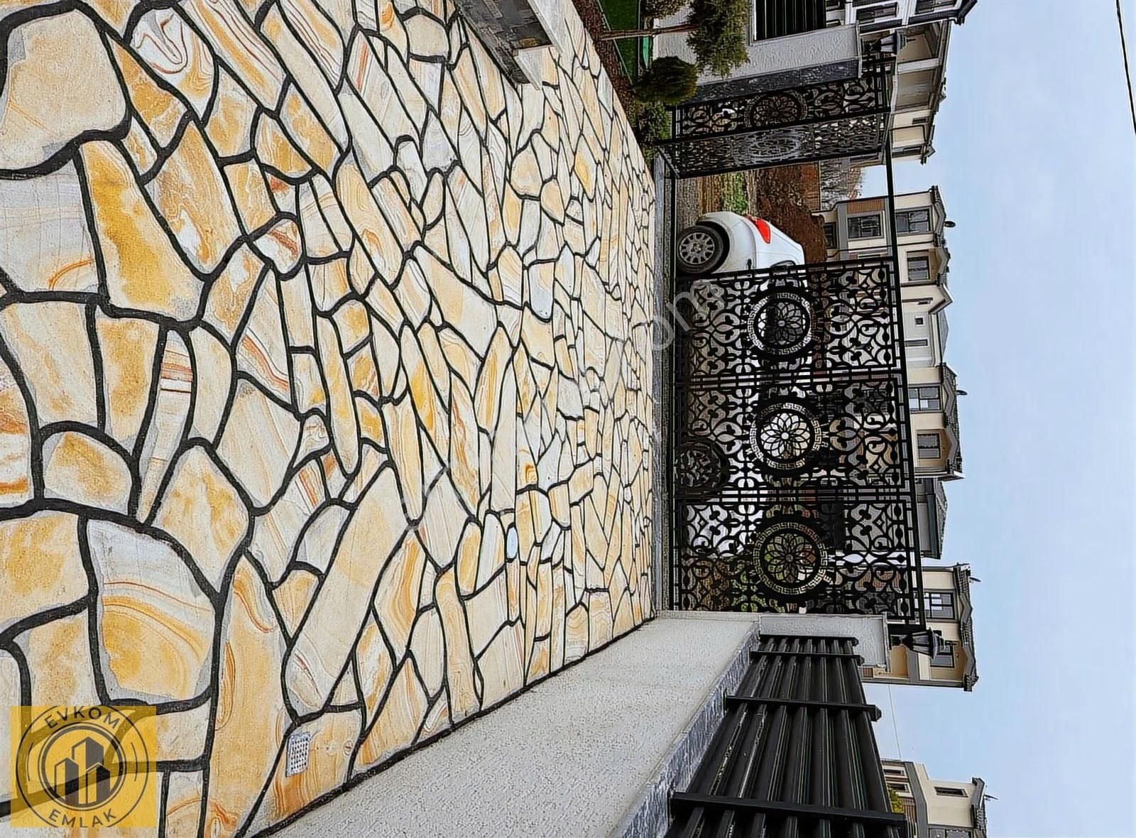 Evkom'dan Deniz Manzaralı Müstakil Lüks Villa 4+1 - Görsel 11