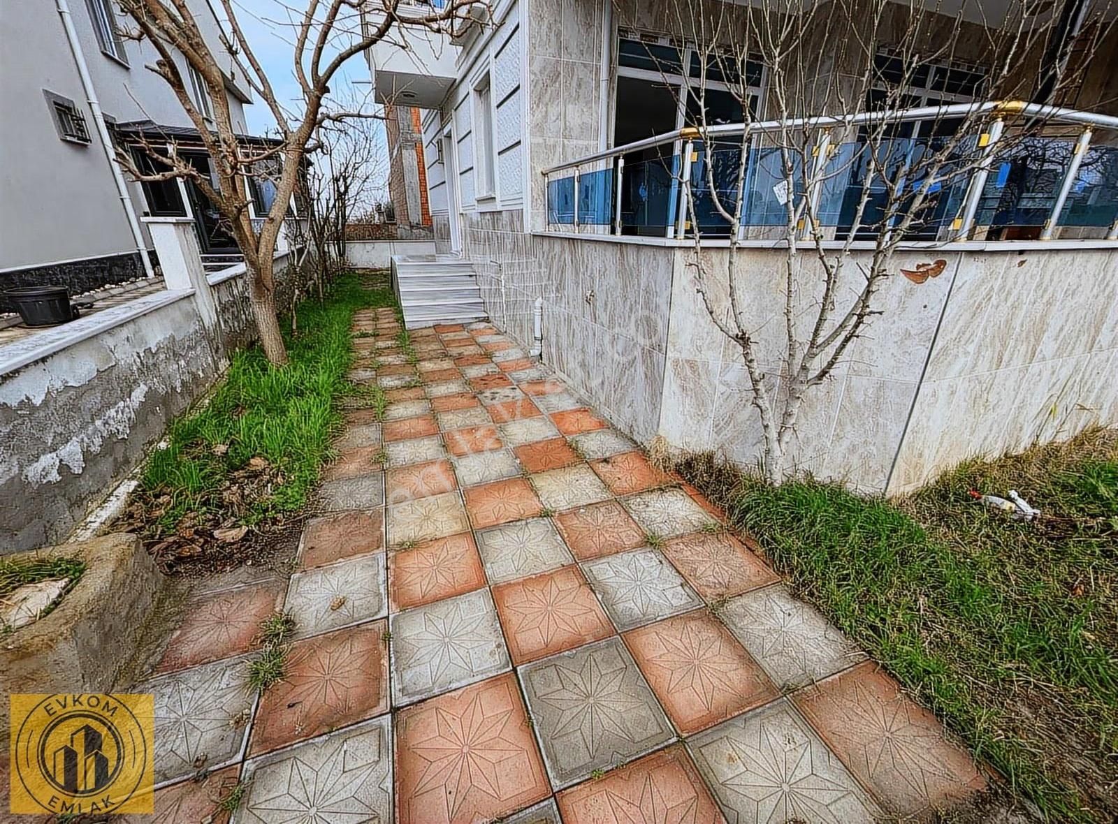 Evkom'dan Denize 400 Metre Geniş Villa - Görsel 17