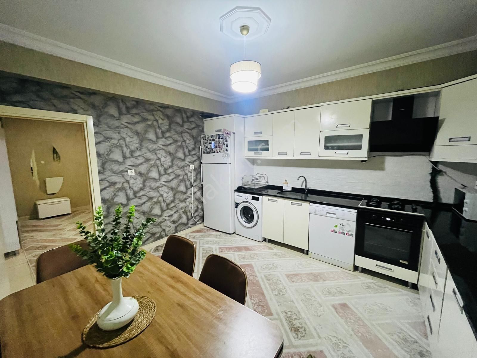 Karaköprü 35 Yola Yakın Satılık 2+1 Daire - Görsel 7