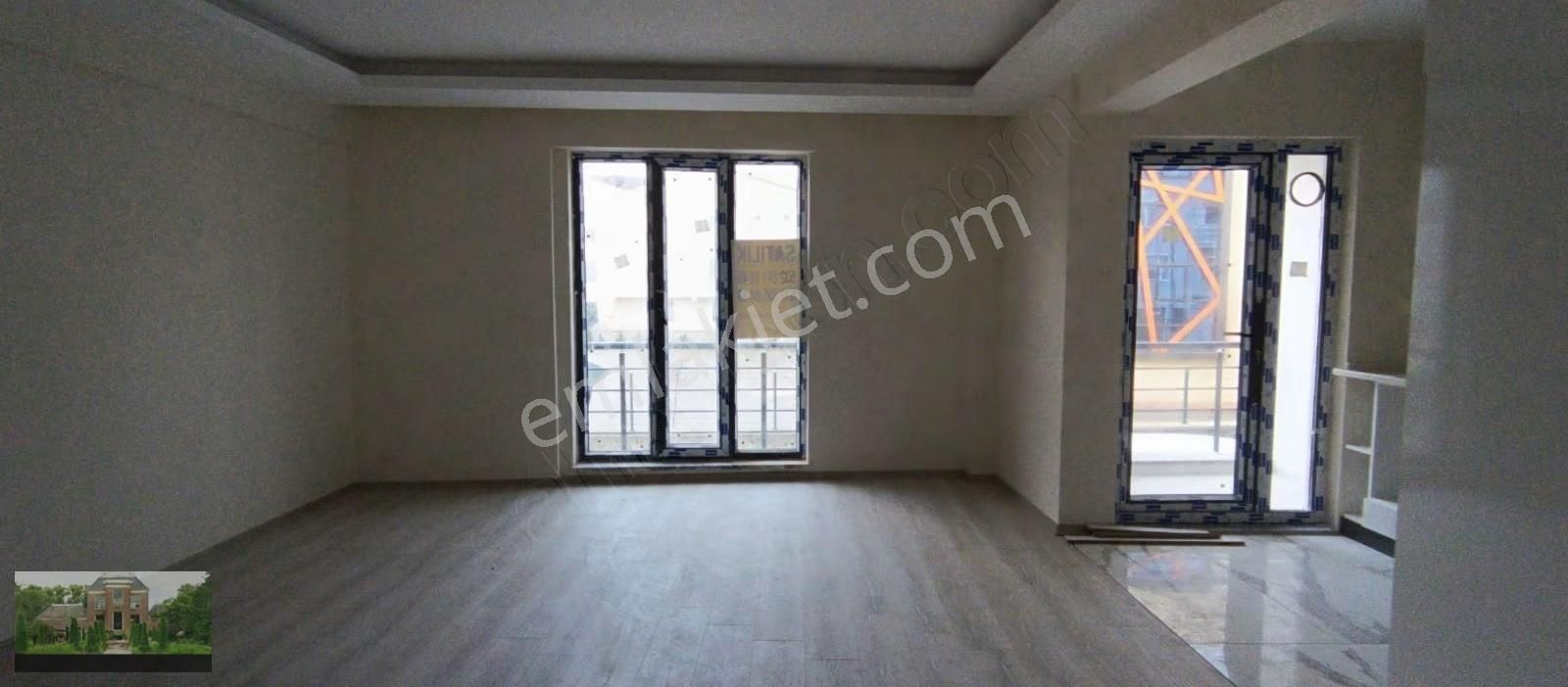 Kale Mah. Satılık Komple Bina 3 Katlı - Görsel 12