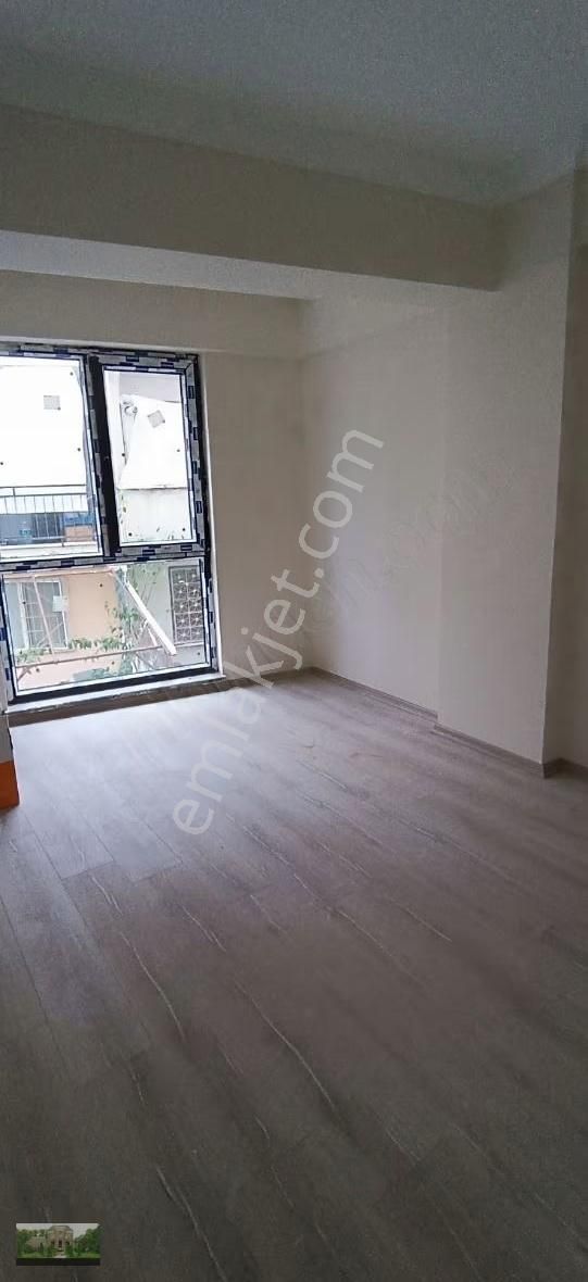 Kale Mah. Satılık Komple Bina 3 Katlı - Görsel 23