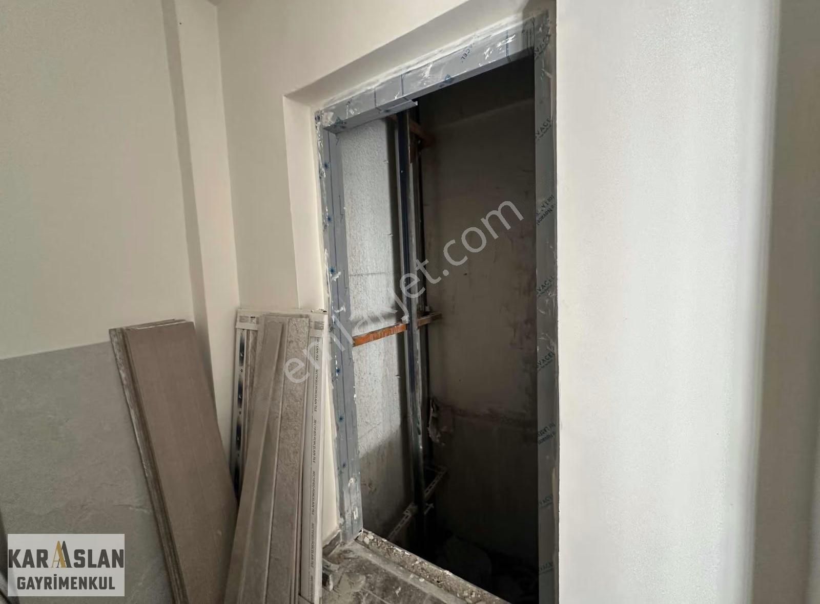 Başiskele Yeşilyurt'ta Cadde Üzeri Asansörlü Satılık 3+1 Daire - Görsel 19