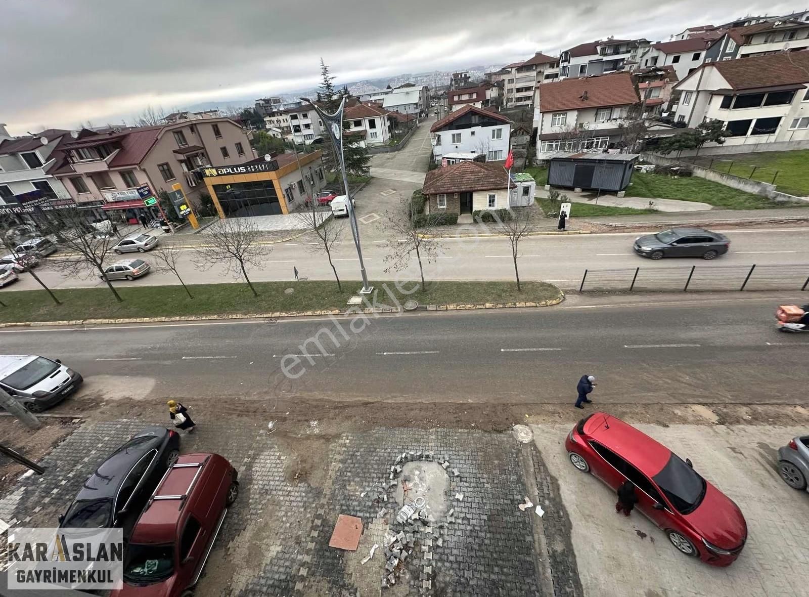 Başiskele Yeşilyurt'ta Cadde Üzeri Asansörlü Satılık 3+1 Daire - Görsel 18