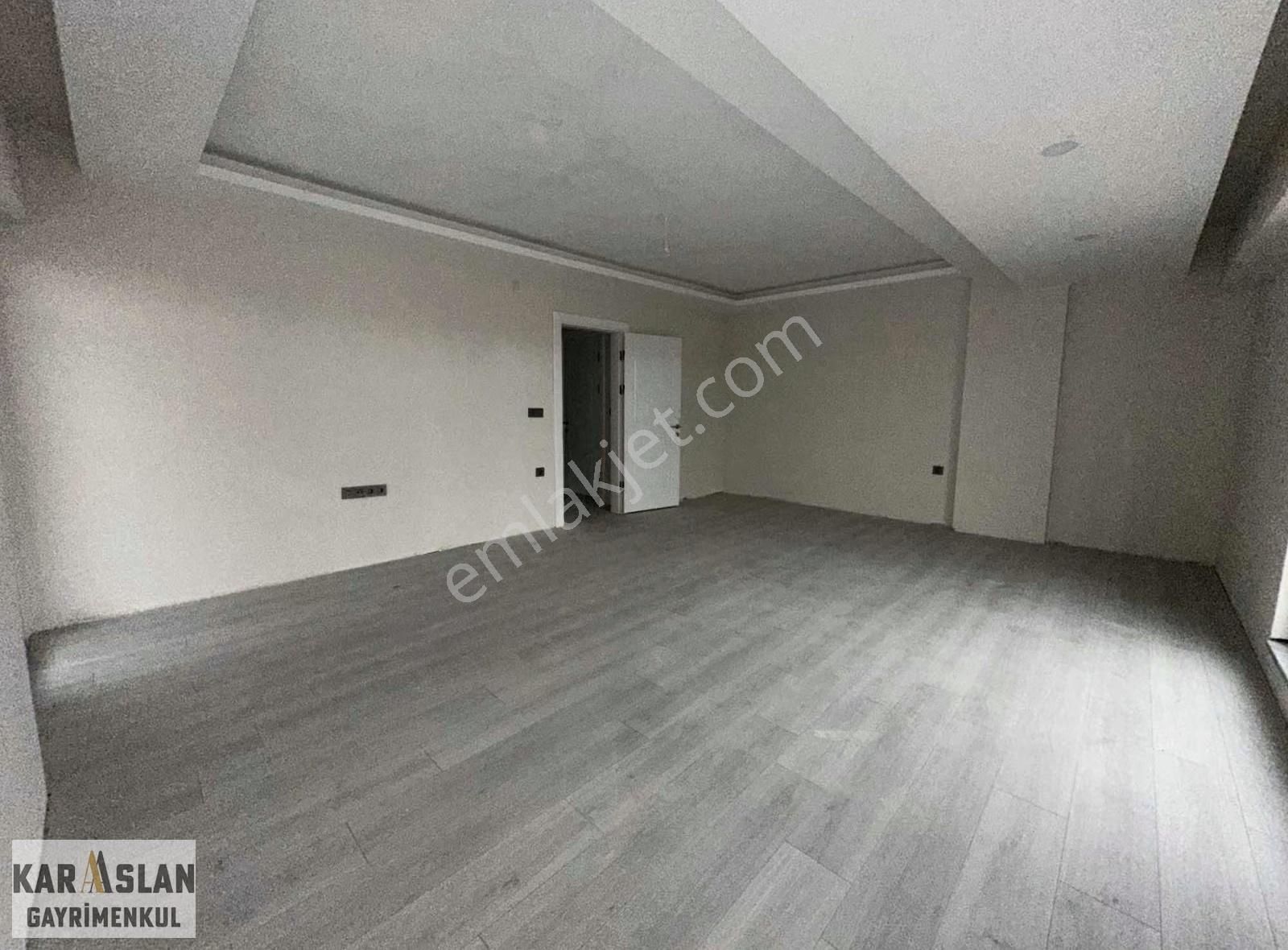 Başiskele Yeşilyurt'ta Cadde Üzeri Asansörlü Satılık 3+1 Daire - Görsel 8