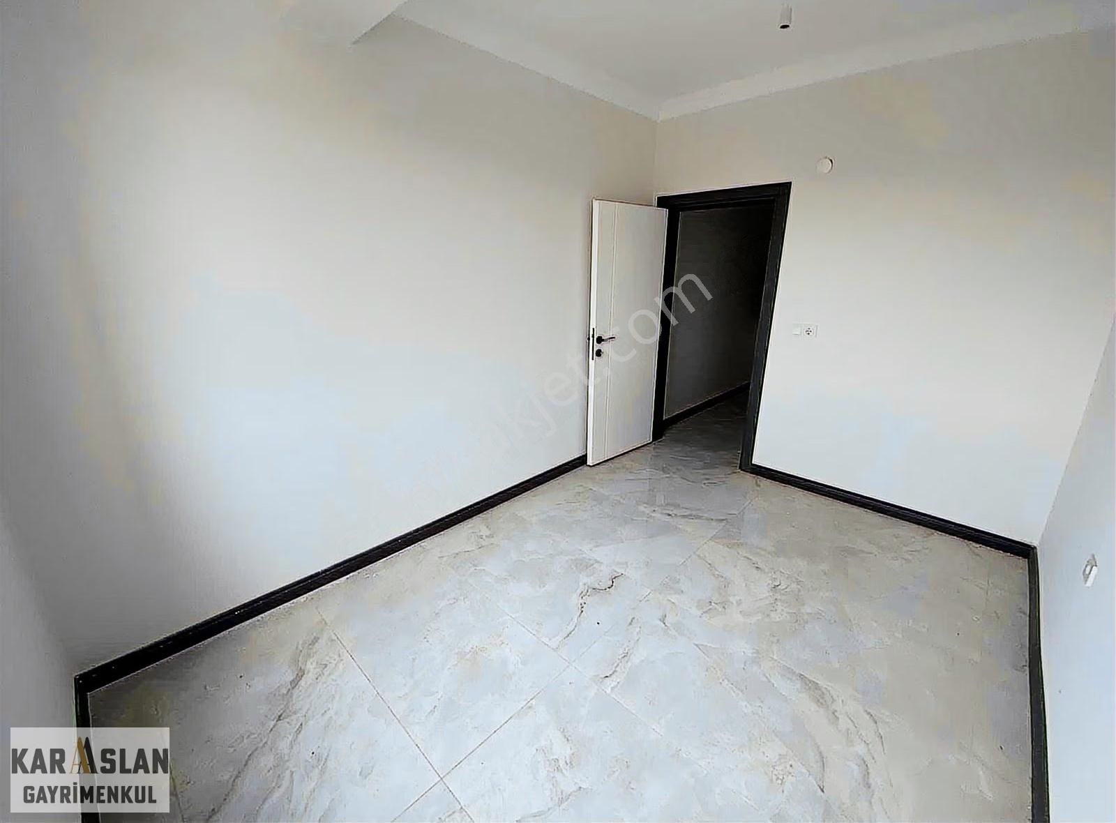 Başiskele Yeşilyurt Mah Geniş Kullanışlı 3+1 Satılık Çatı Daire - Görsel 9