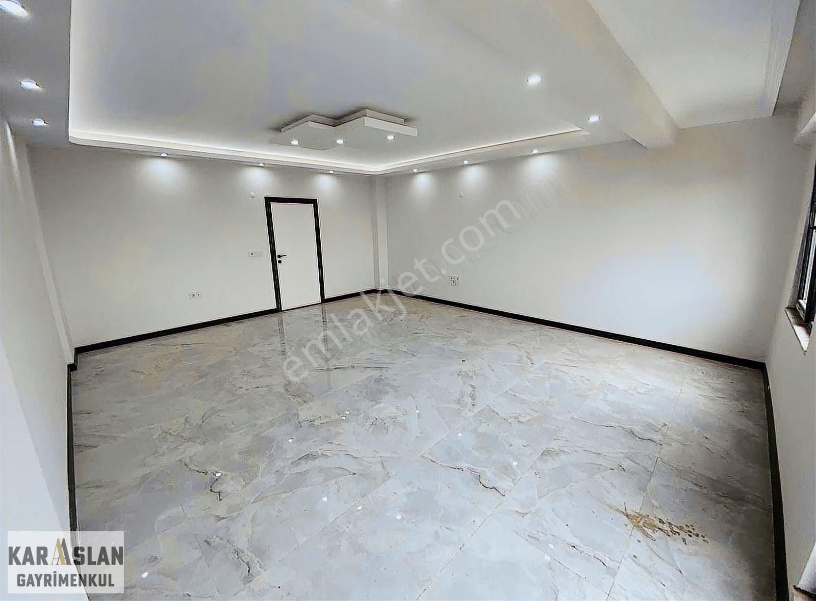 Başiskele Yeşilyurt Mah Geniş Kullanışlı 3+1 Satılık Çatı Daire - Görsel 2