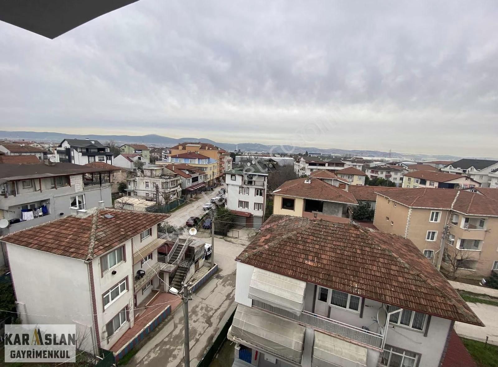 Gölcük D130 Anayol Üzerinde Teraslı Geniş Salonlu 2+1 Home Ofis - Görsel 7