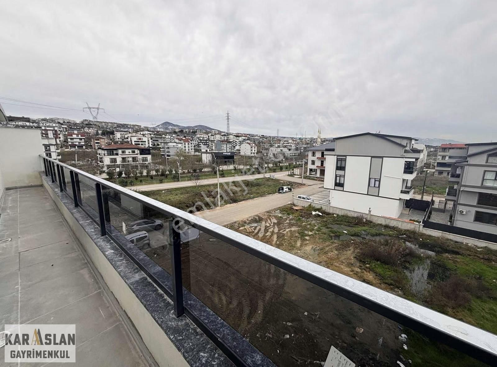 Karaaslan Gy'den Satılık 140m 2+1 Eğimsiz Çatı Dublex - Görsel 10