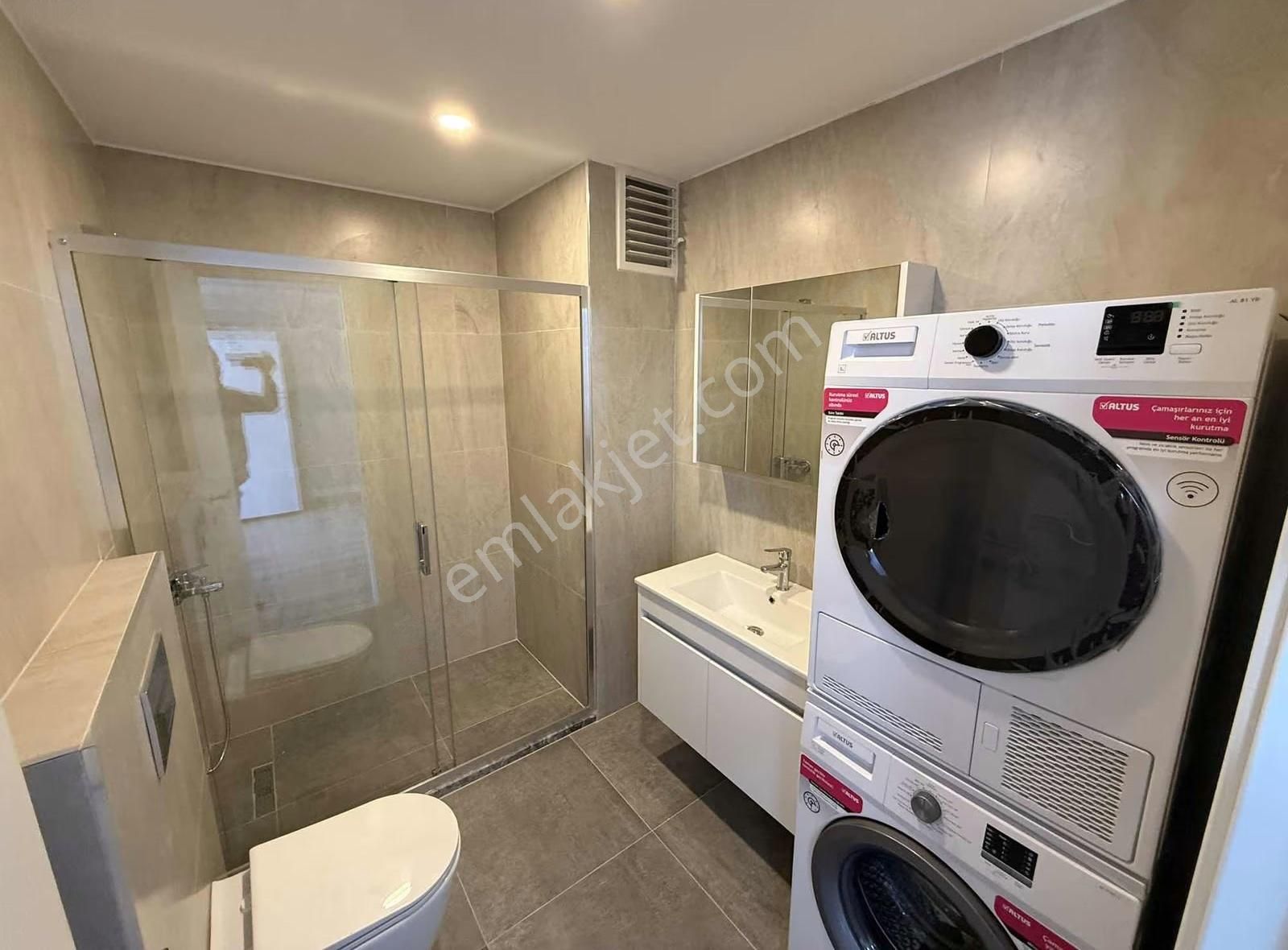 Özyeğin Hastane Yanı Full Eşyalı Otopark Sıfır Lüks 1+1 Daireler - Görsel 28