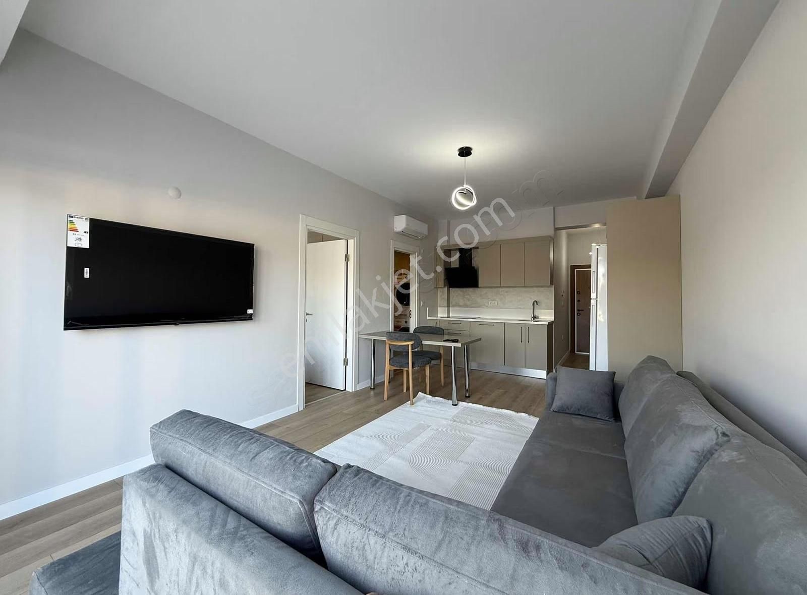 Özyeğin Hastane Yanı Full Eşyalı Otopark Sıfır Lüks 1+1 Daireler - Görsel 6