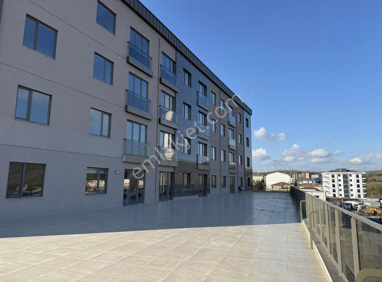 Özyeğin Hastane Yanı Full Eşyalı Otopark Sıfır Lüks 1+1 Daireler - Görsel 11