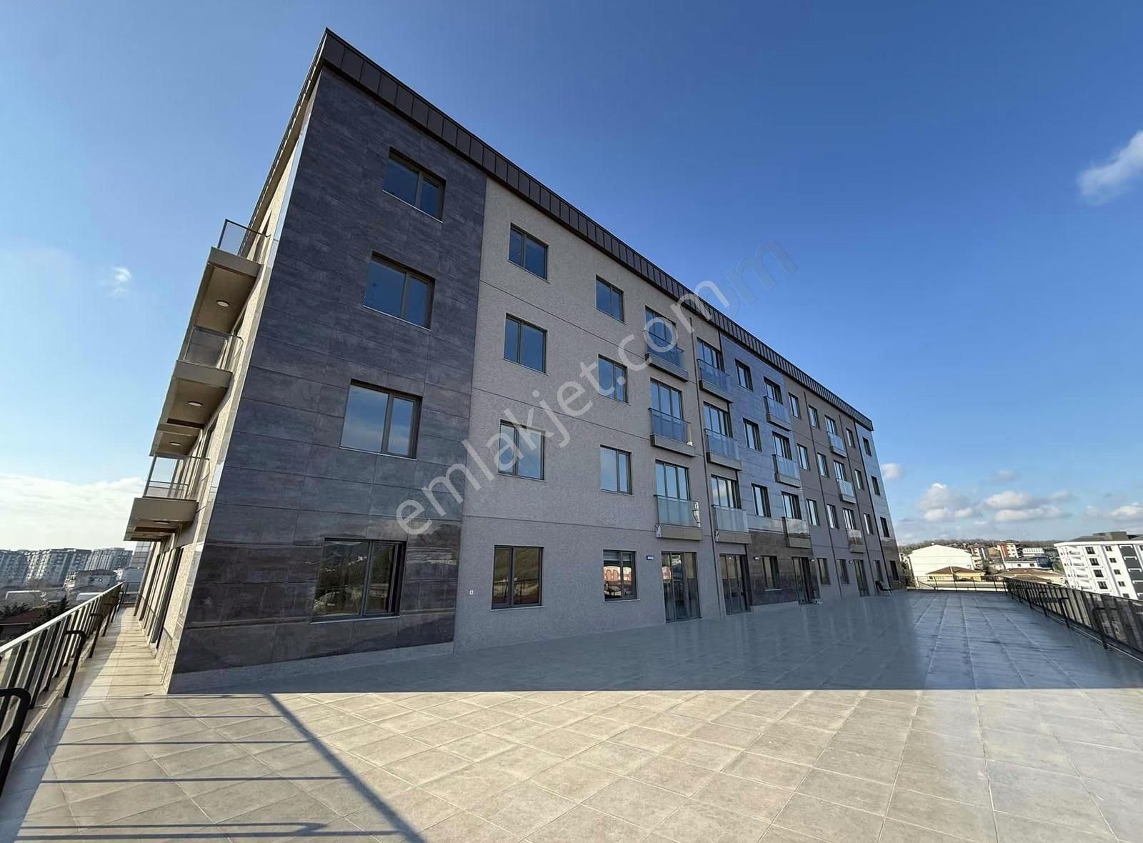 Özyeğin Hastane Yanı Full Eşyalı Otopark Sıfır Lüks 1+1 Daireler