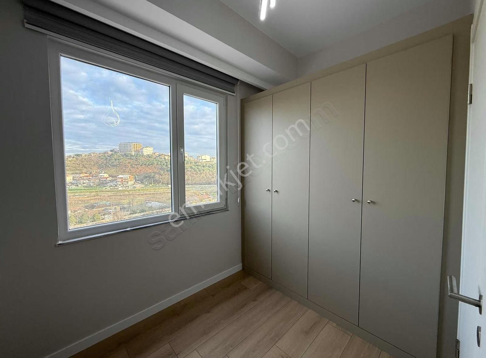 Özyeğin Hastane Yanı Full Eşyalı Otopark Sıfır Lüks 2+1 Daireler - Görsel 2