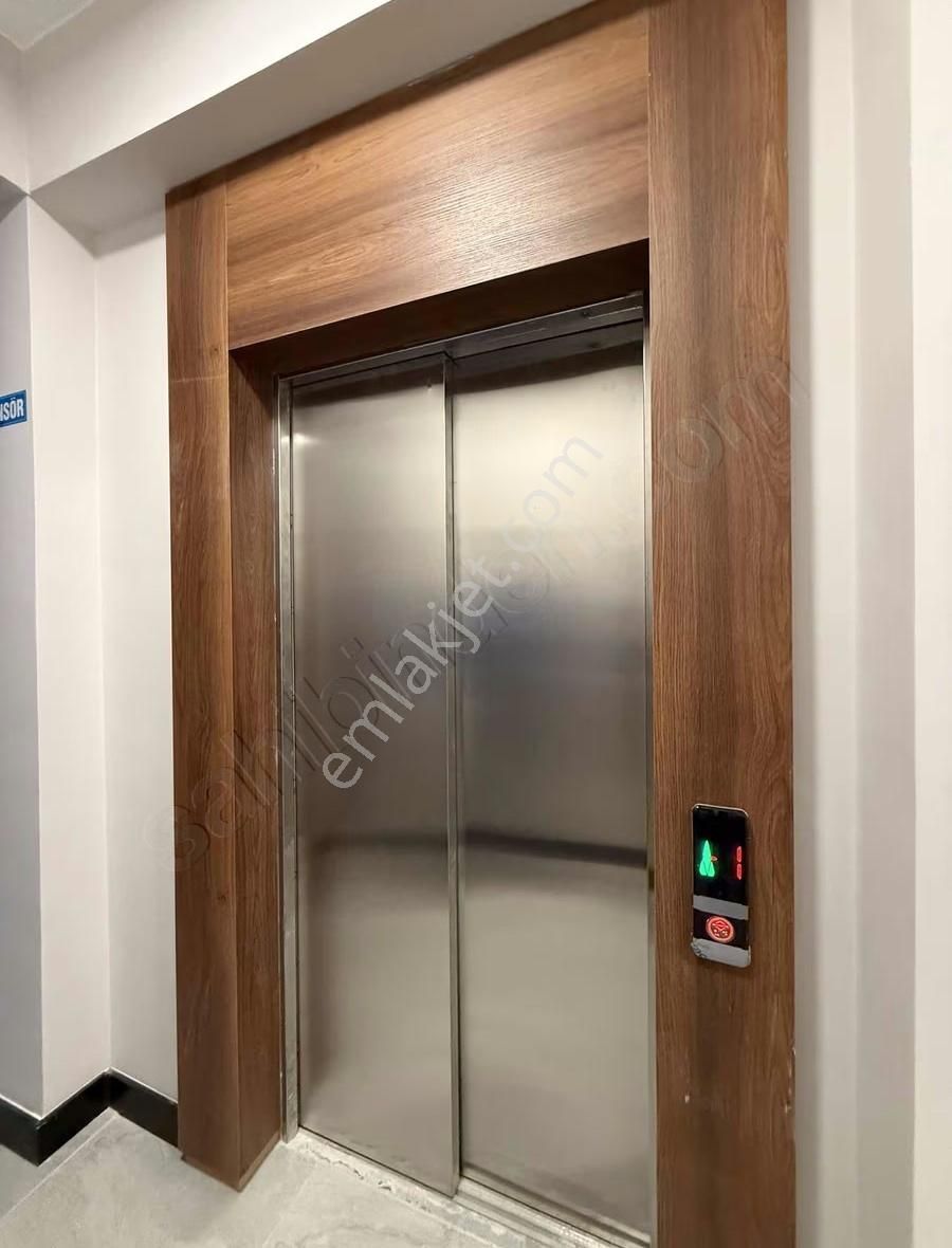 Özyeğin Hastane Yanı Full Eşyalı Otopark Sıfır Lüks 2+1 Daireler - Görsel 12