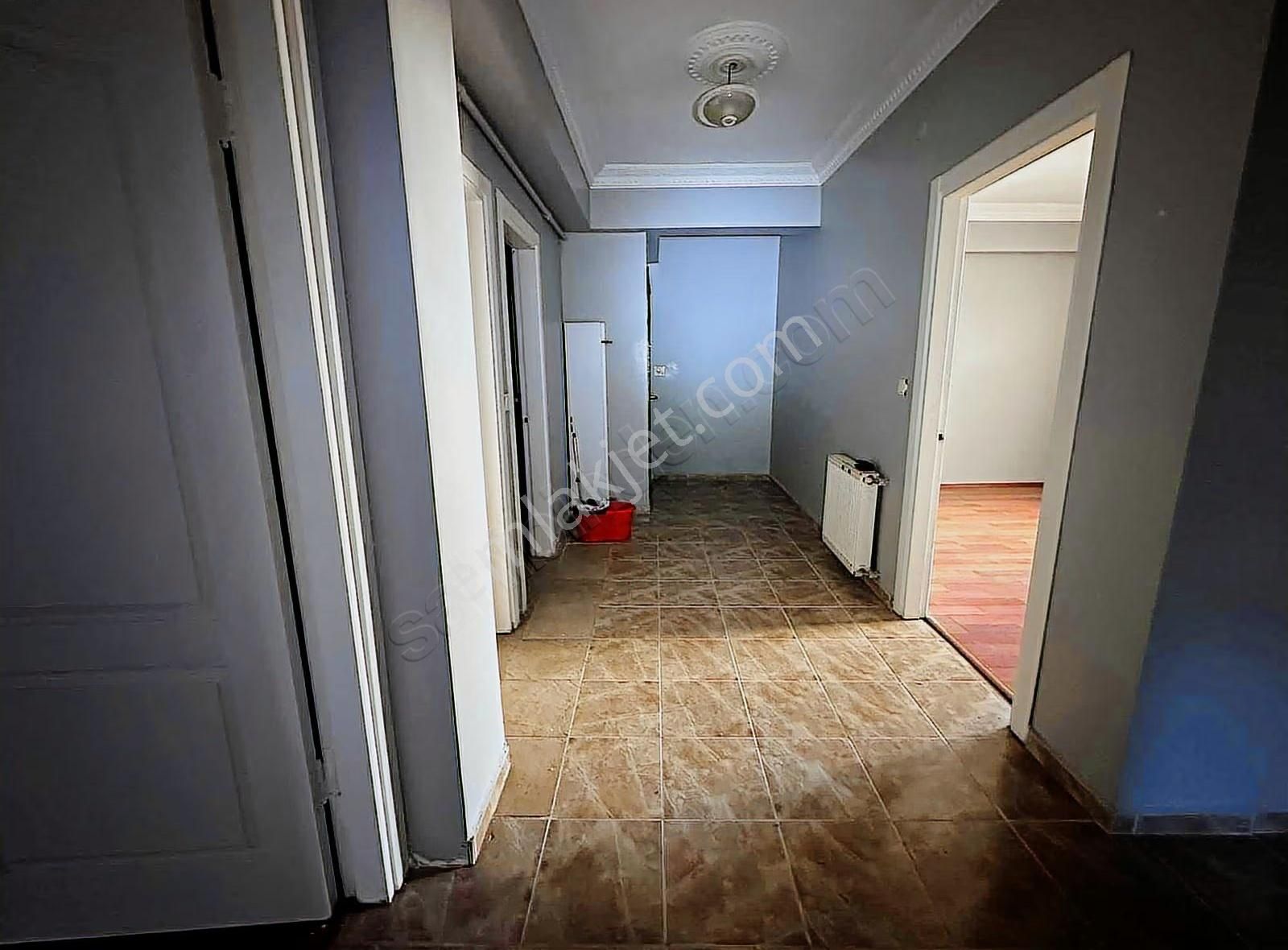 4 Levent Çeliktepe De Kiralık 3+1 Geniş Daire Genç Bina - Görsel 13