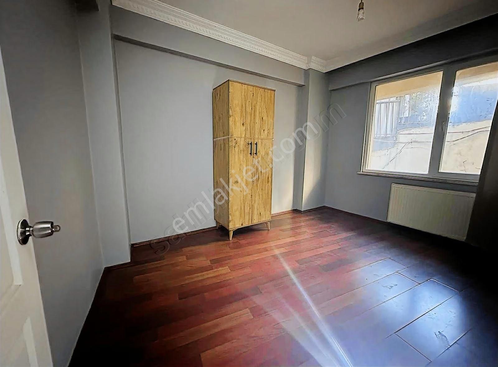 4 Levent Çeliktepe De Kiralık 3+1 Geniş Daire Genç Bina - Görsel 4