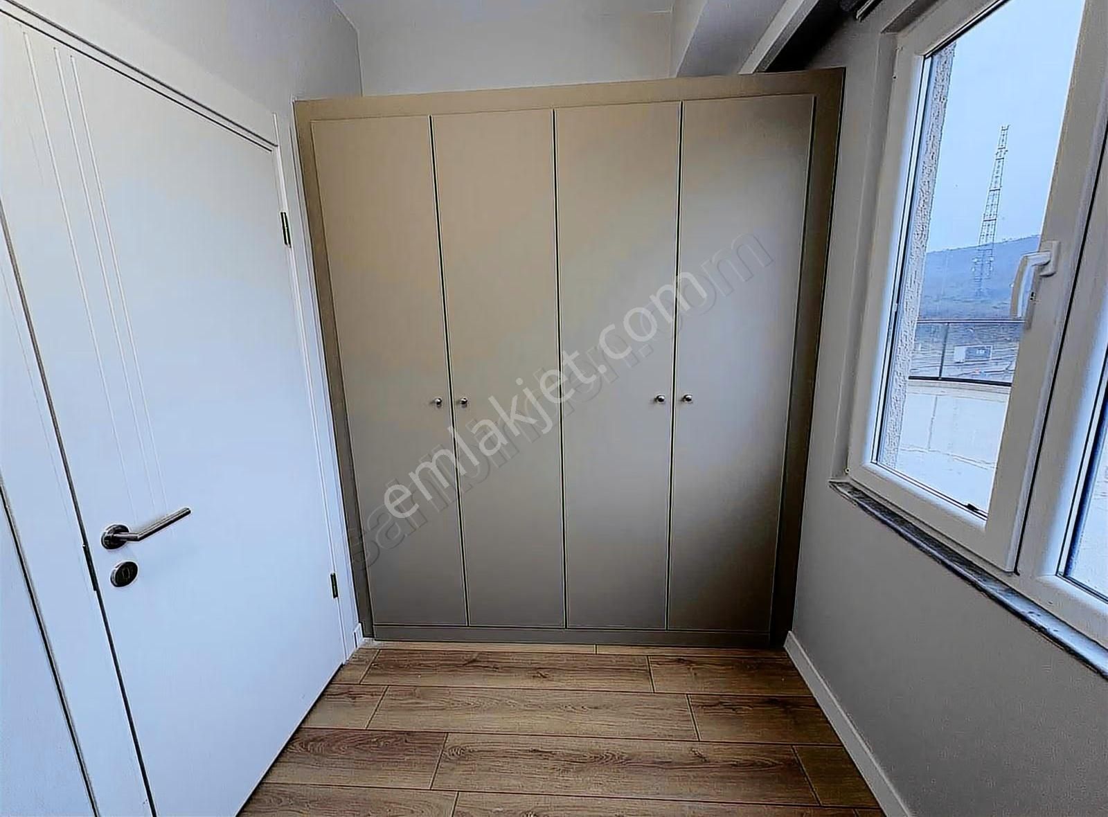 Özyeğin Yanı 7/24 Güvenlikli Eşyalı Otopark Sıfır Lüks 2+1 Daire - Görsel 2