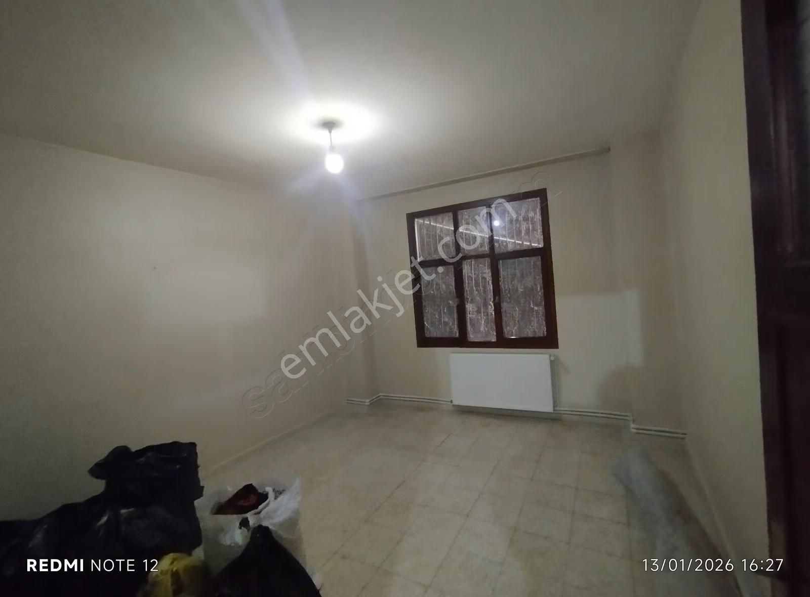 Karacoğlan Mahlesinde 3+1 Kiralık Daire - Görsel 3