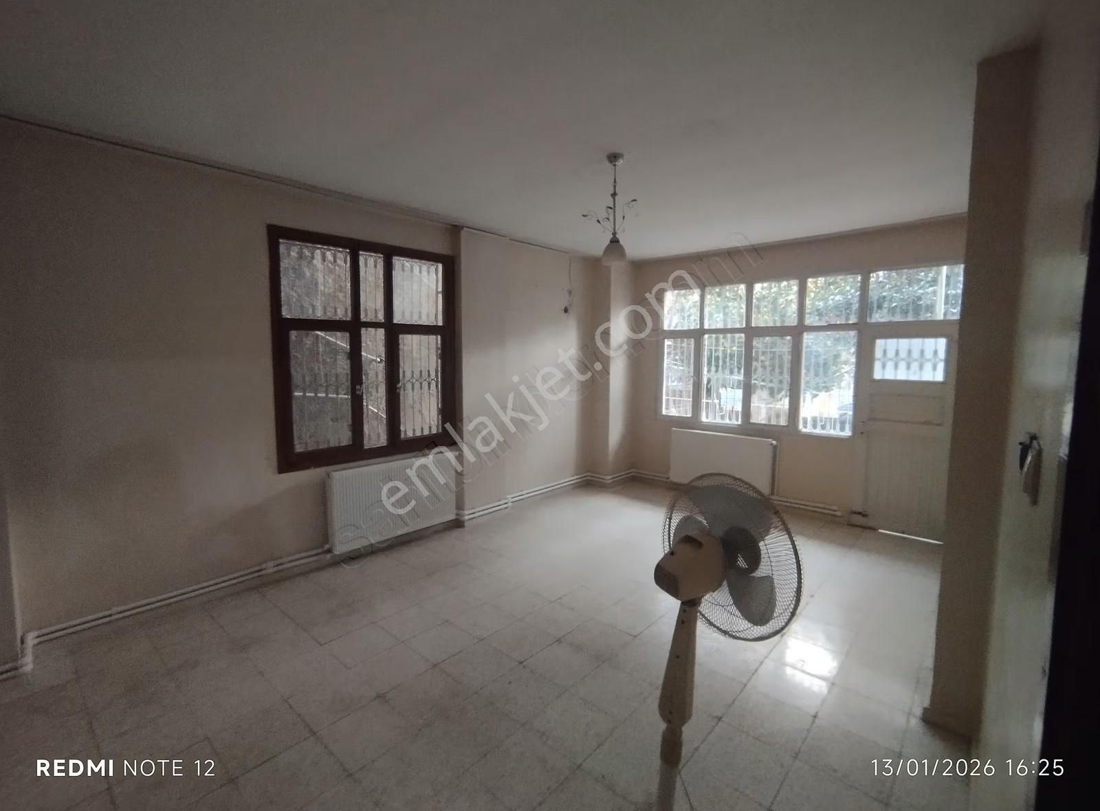 Karacoğlan Mahlesinde 3+1 Kiralık Daire - Görsel 2