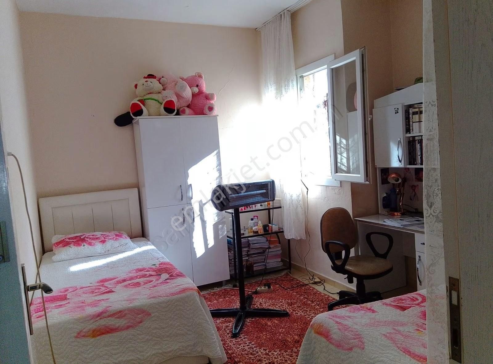 Yüreğir Selahattin Eyyübi Mahallesi 2 Katlı Cam Balkonlu Satılık - Görsel 12