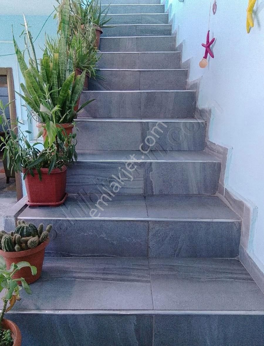 Yüreğir Selahattin Eyyübi Mahallesi 2 Katlı Cam Balkonlu Satılık - Görsel 13