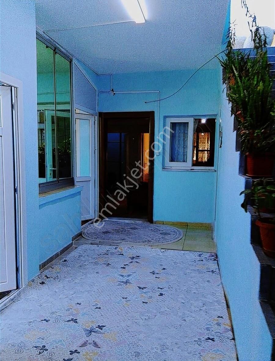 Yüreğir Selahattin Eyyübi Mahallesi 2 Katlı Cam Balkonlu Satılık - Görsel 10