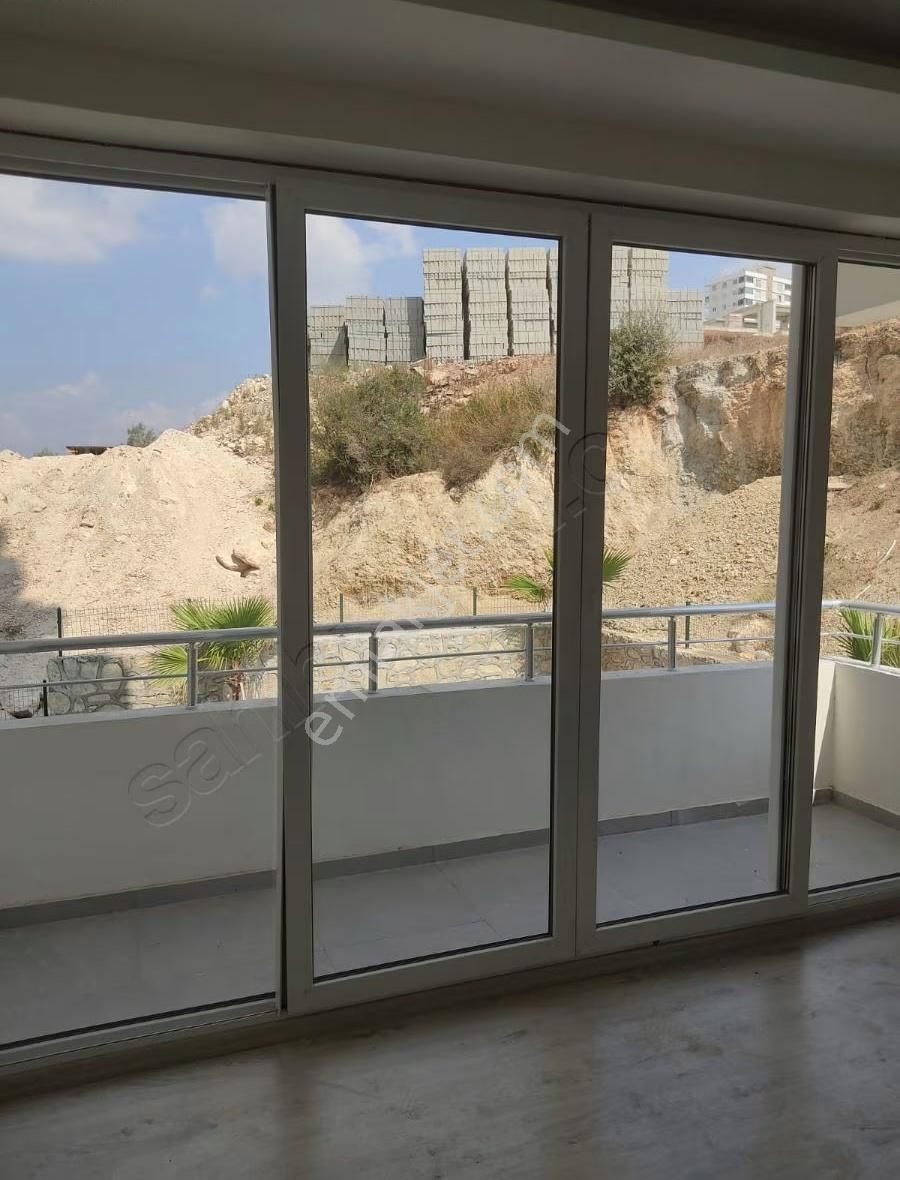 Çınarlı Osmangazi Göbeğinde Ana Cadde De3 Bloklu Sitede Kiralık - Görsel 21