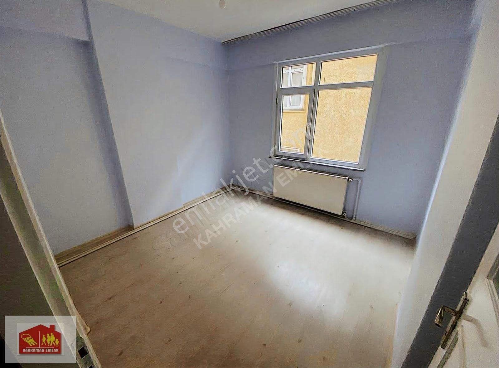 Kaynarca'da Marmaray'a Yakın Asansörlü 2+1 Daire - Görsel 5